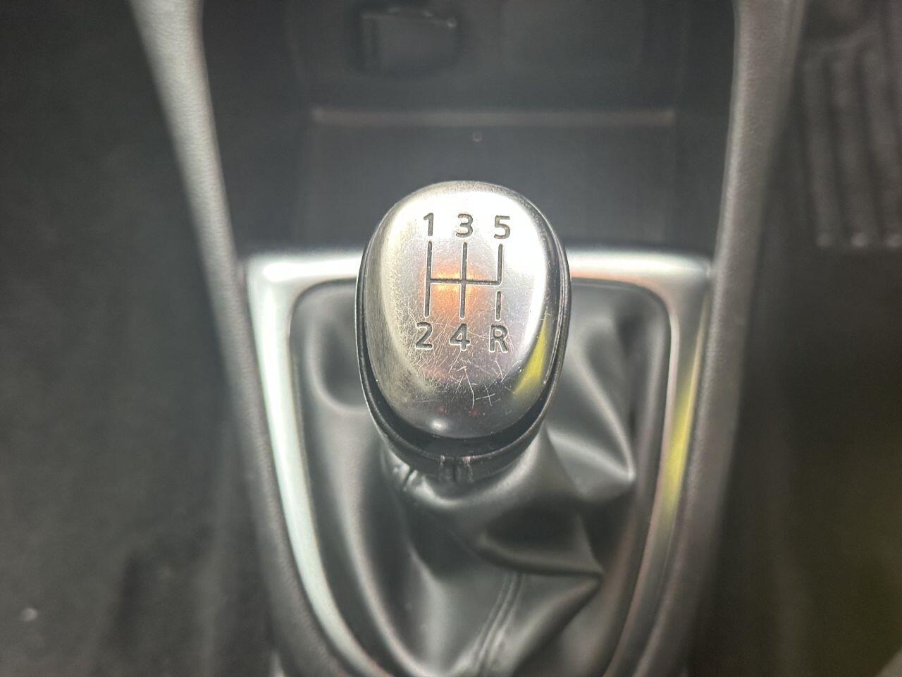 Renault Captur - Image 17