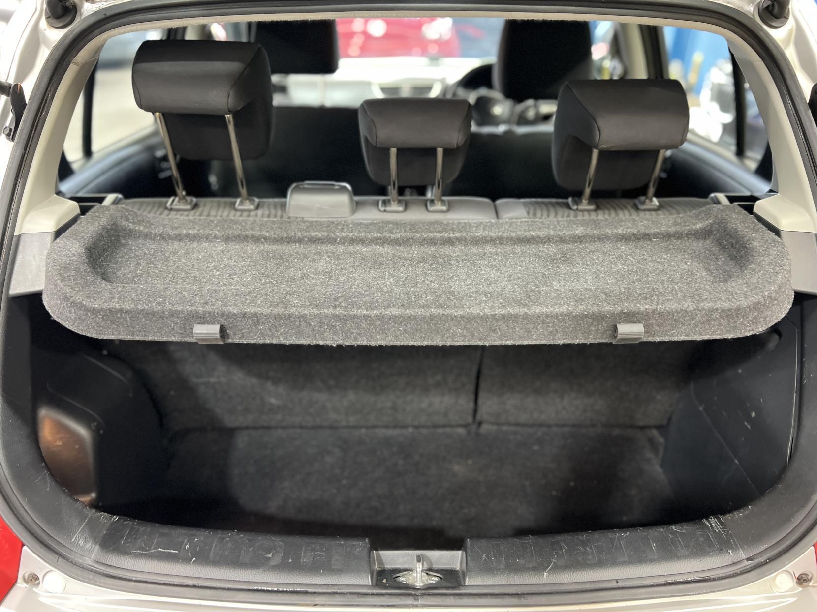 Suzuki Swift - Image 13