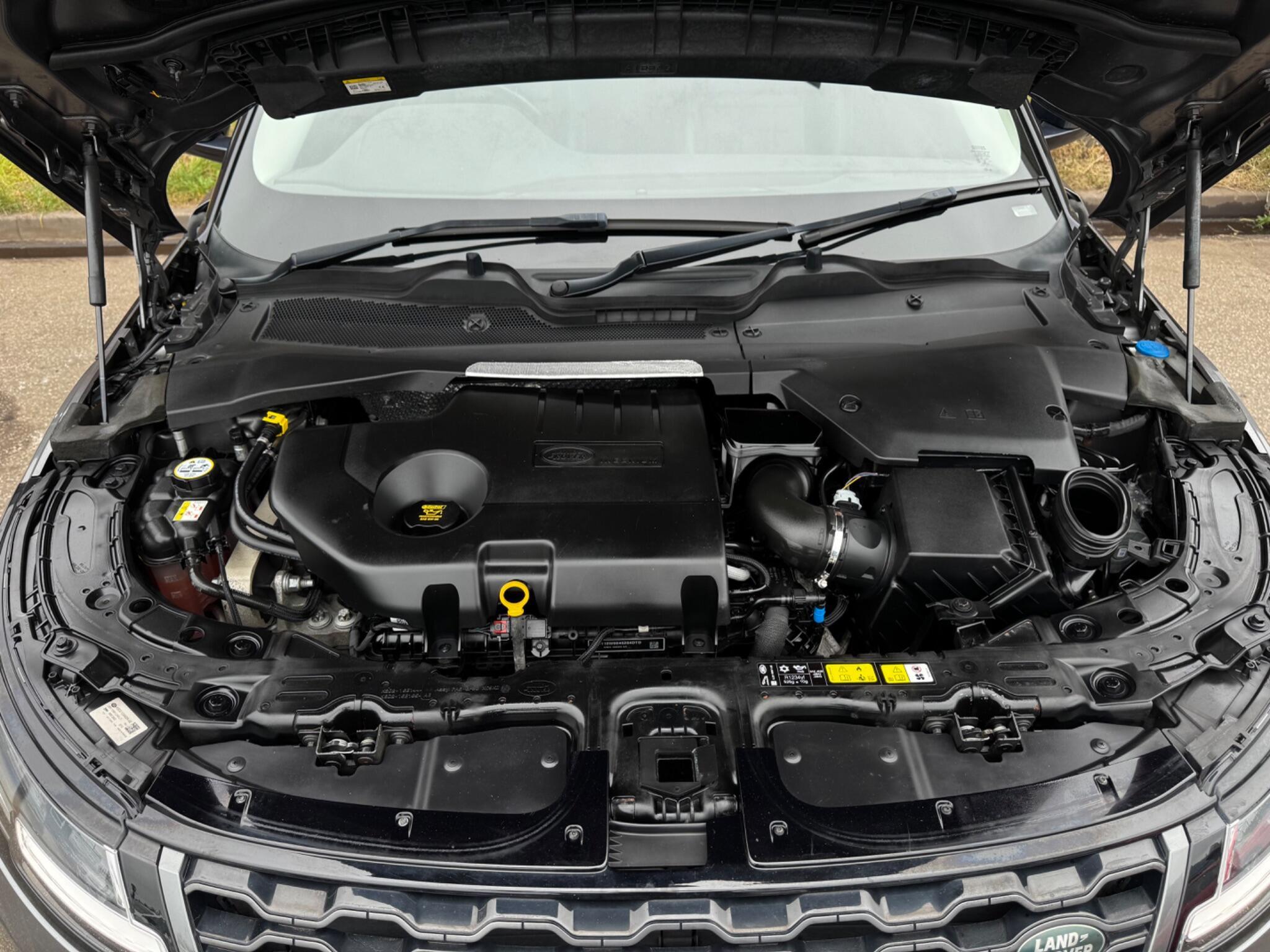 Land Rover Range Rover Evoque - Image 19