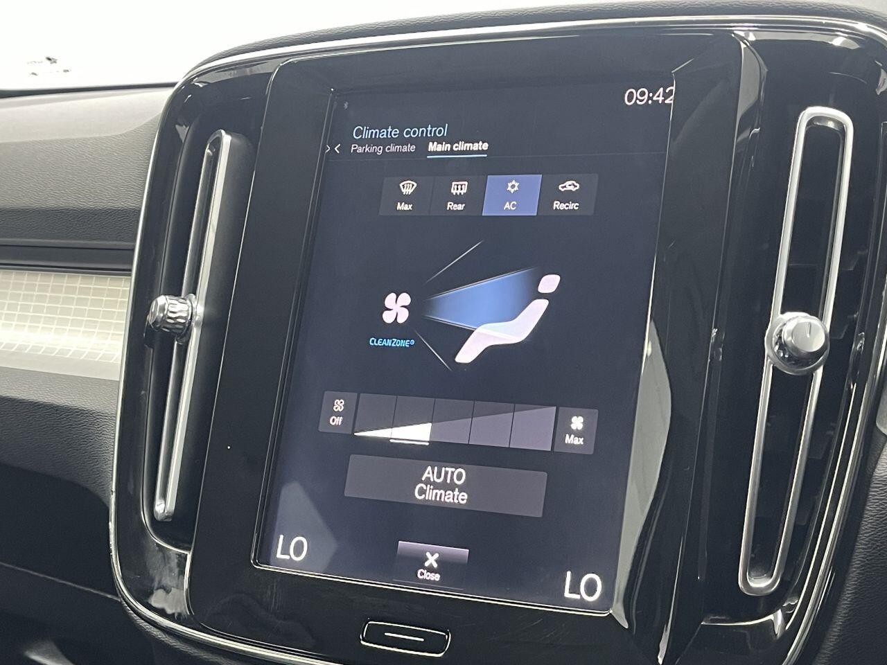 Volvo XC40 - Image 44