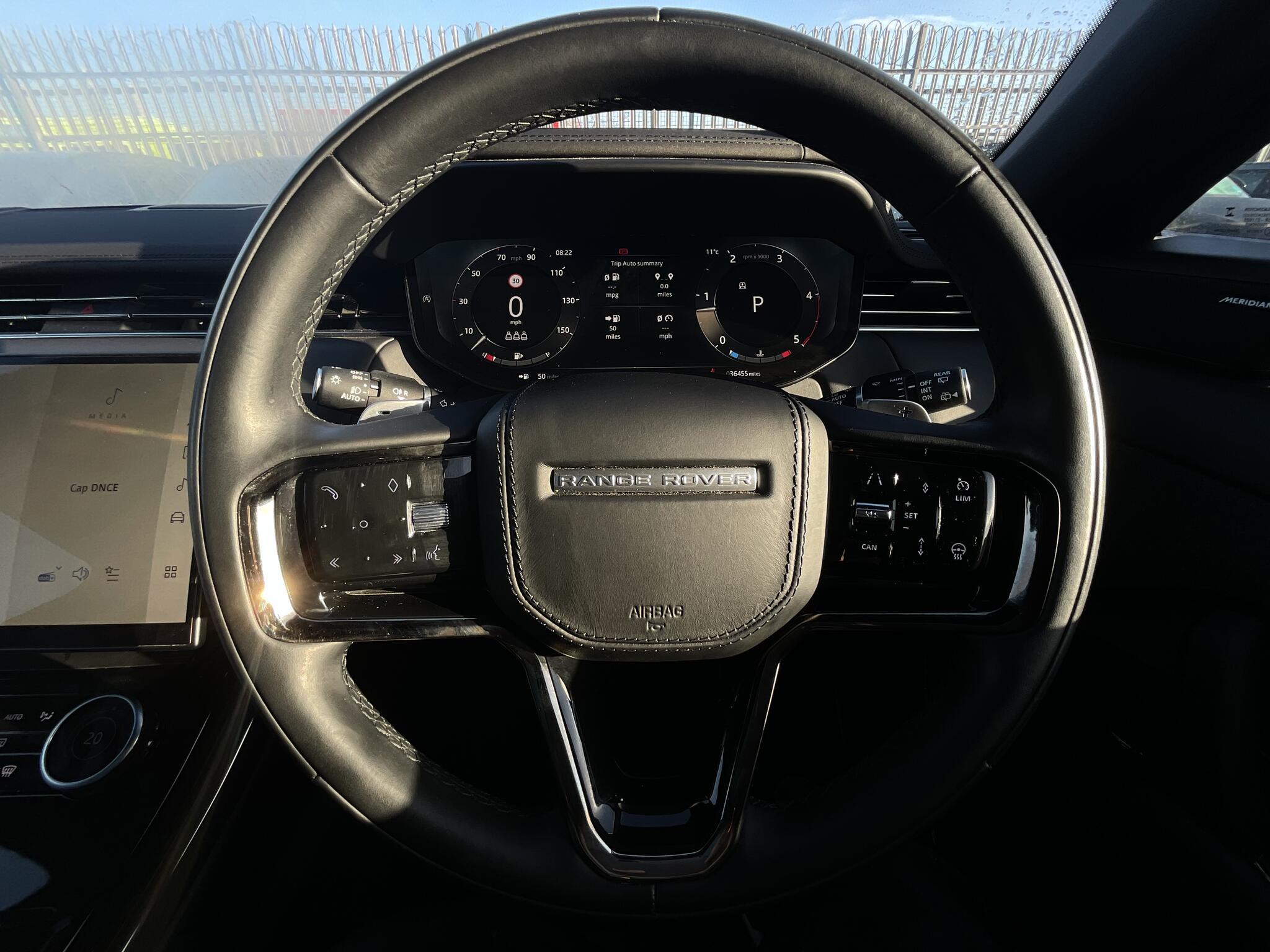 Land Rover RANGE ROVER SPORT - Image 18