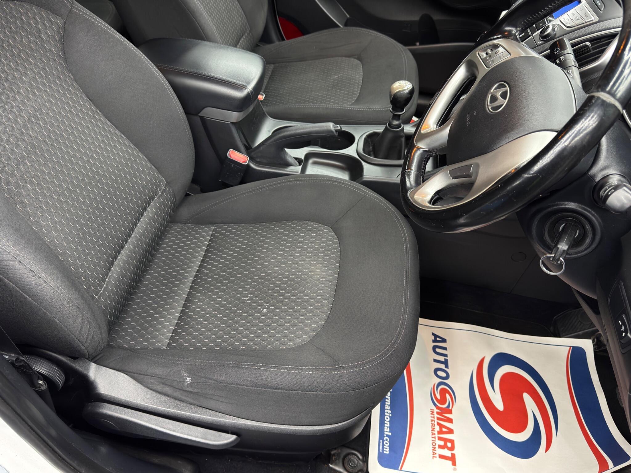 Hyundai ix35 - Image 13