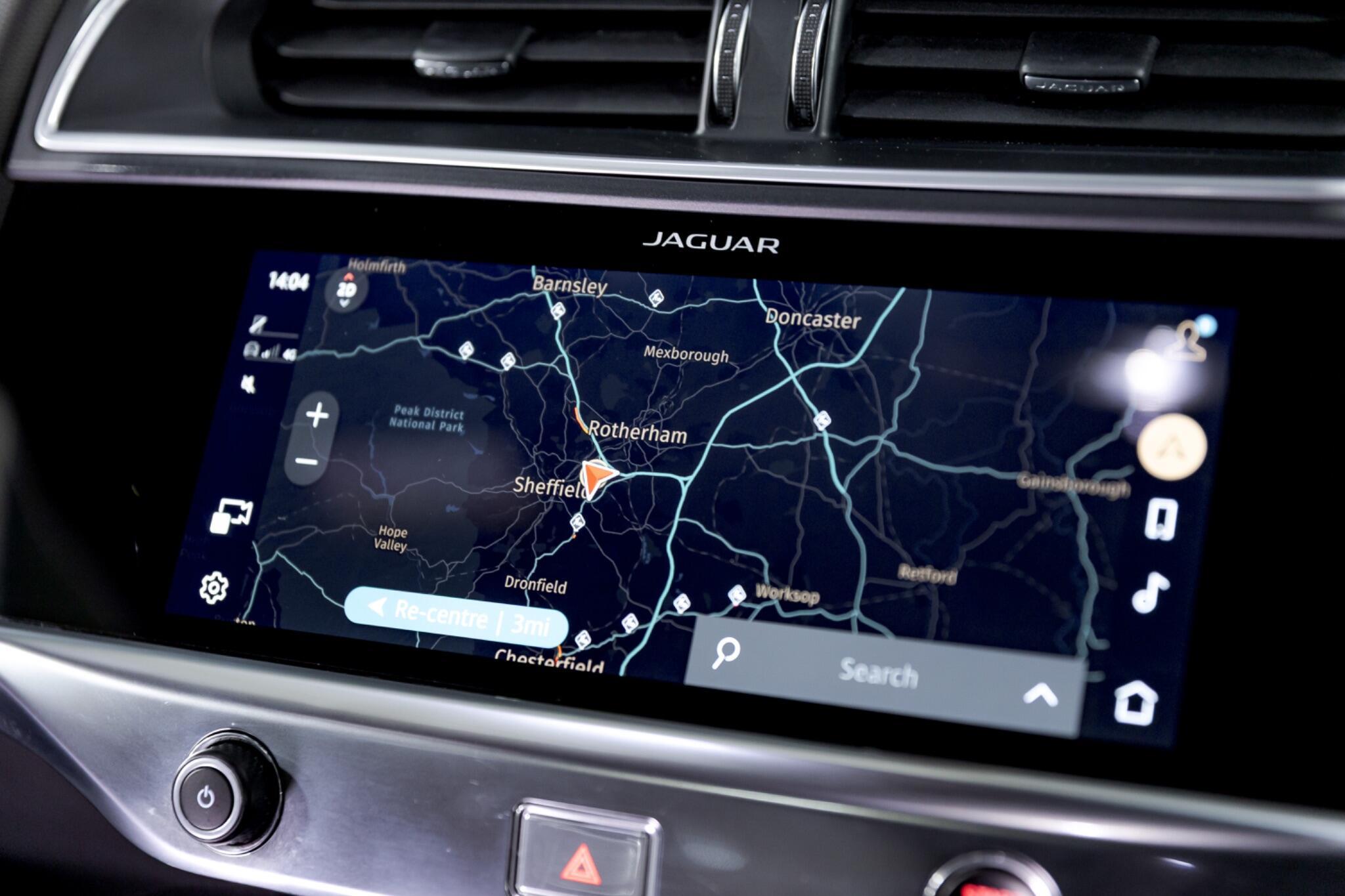 Jaguar I-Pace - Image 41