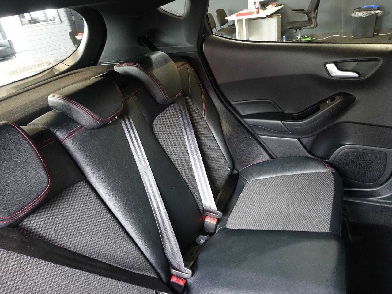 Ford Fiesta - Image 14