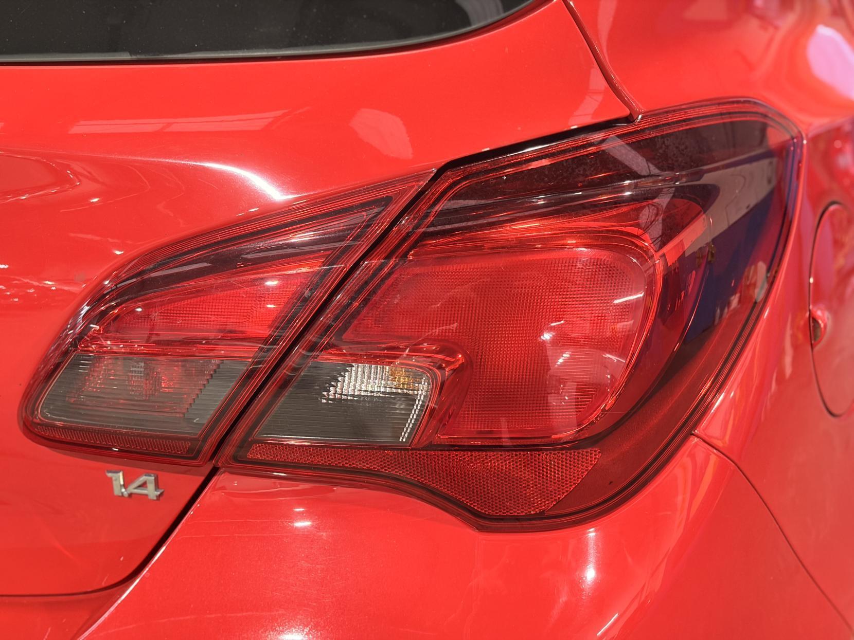 Vauxhall Corsa - Image 12