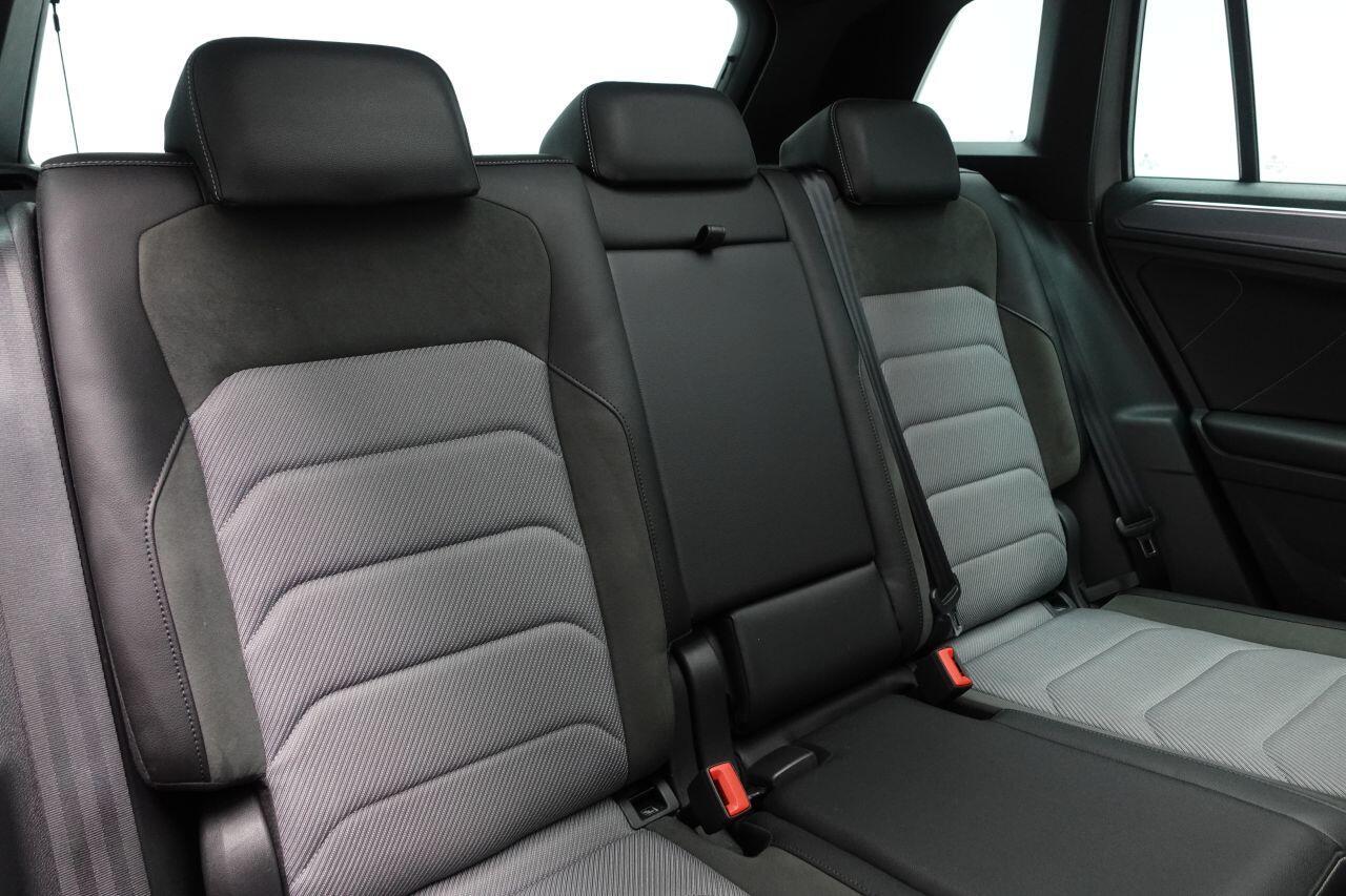 Volkswagen Tiguan - Image 30