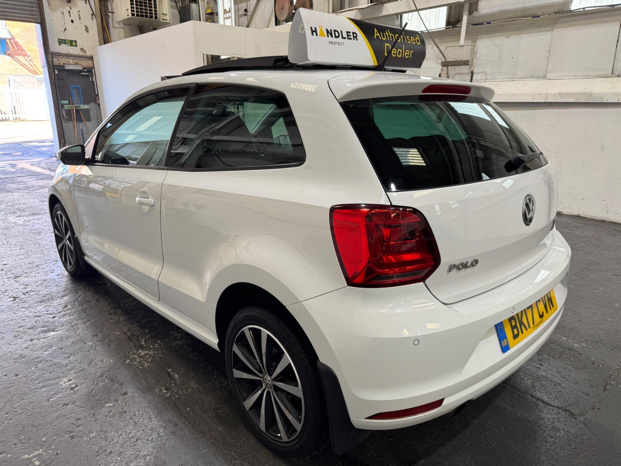 Volkswagen Polo - Image 9