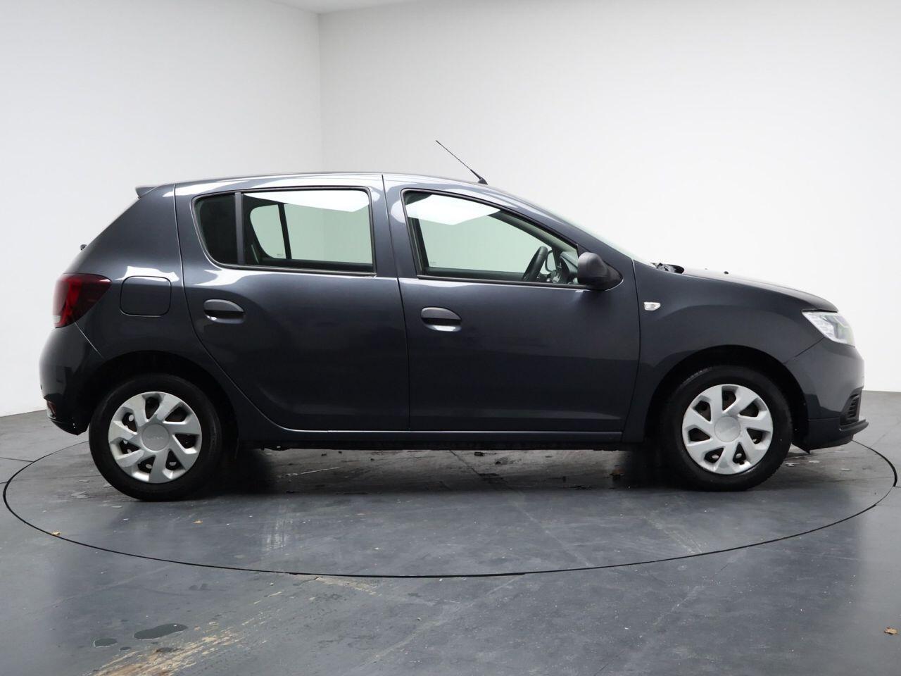 Dacia Sandero - Image 14
