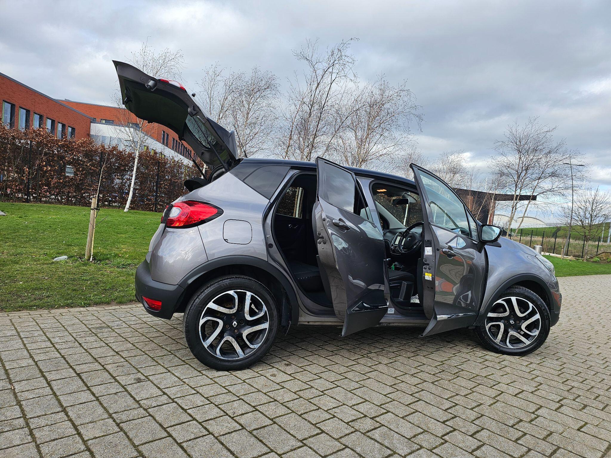 Renault Captur - Image 2