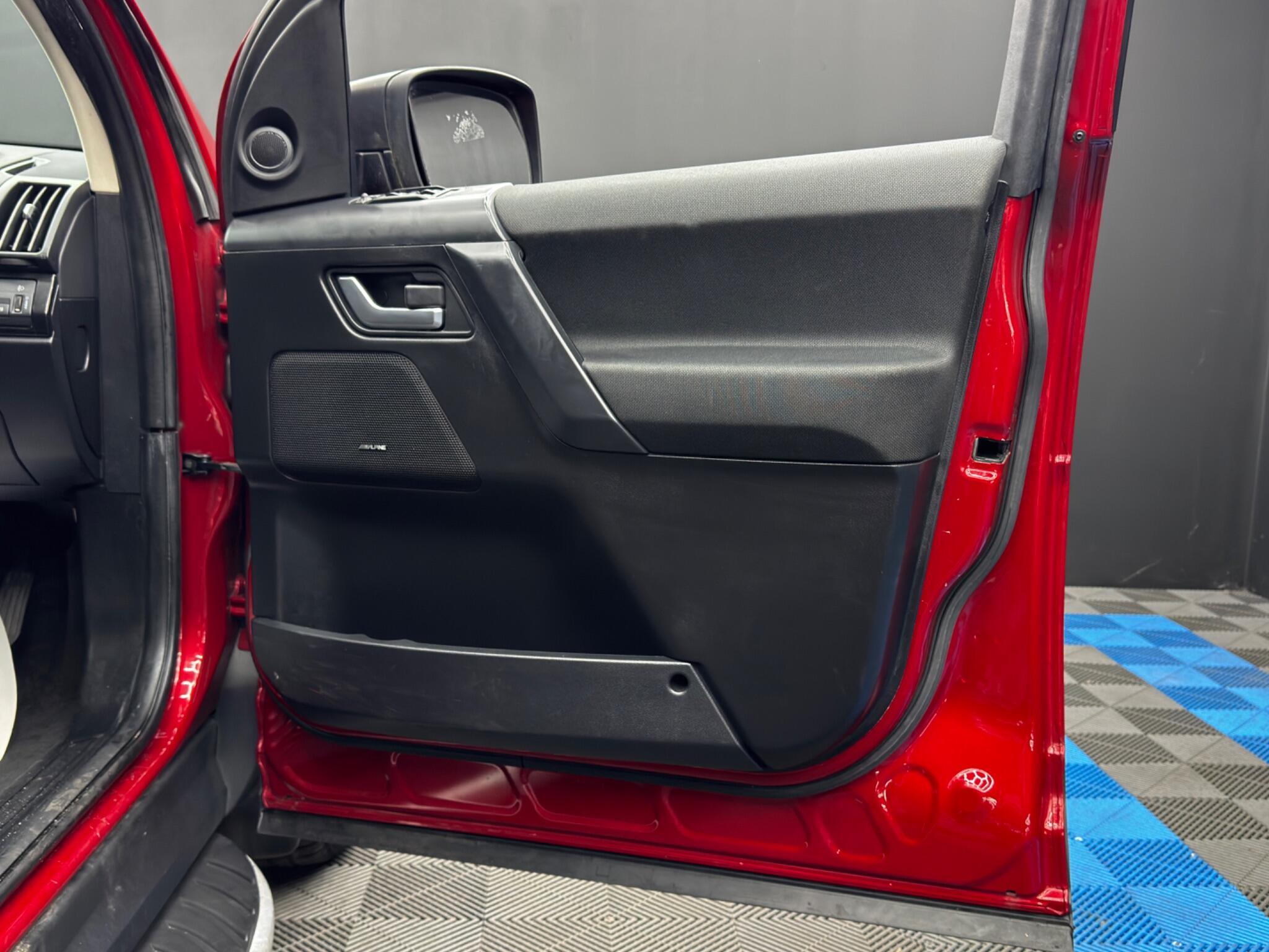 Land Rover Freelander 2 - Image 31