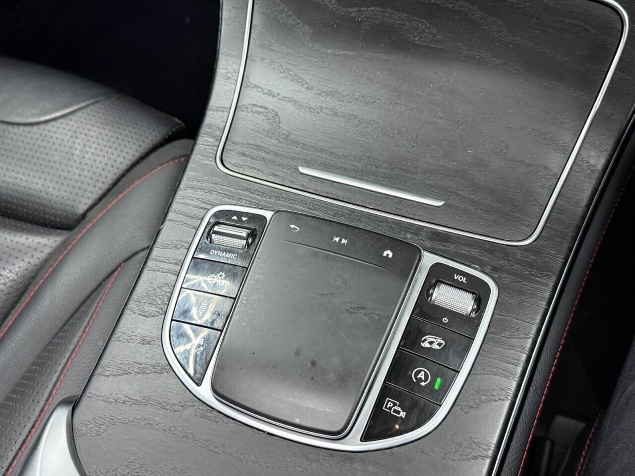 Mercedes GLC - Image 29