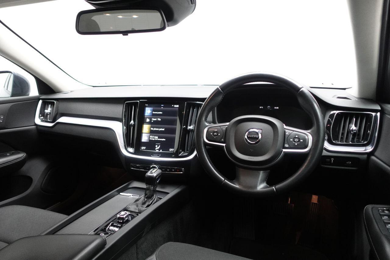 Volvo V60 - Image 15