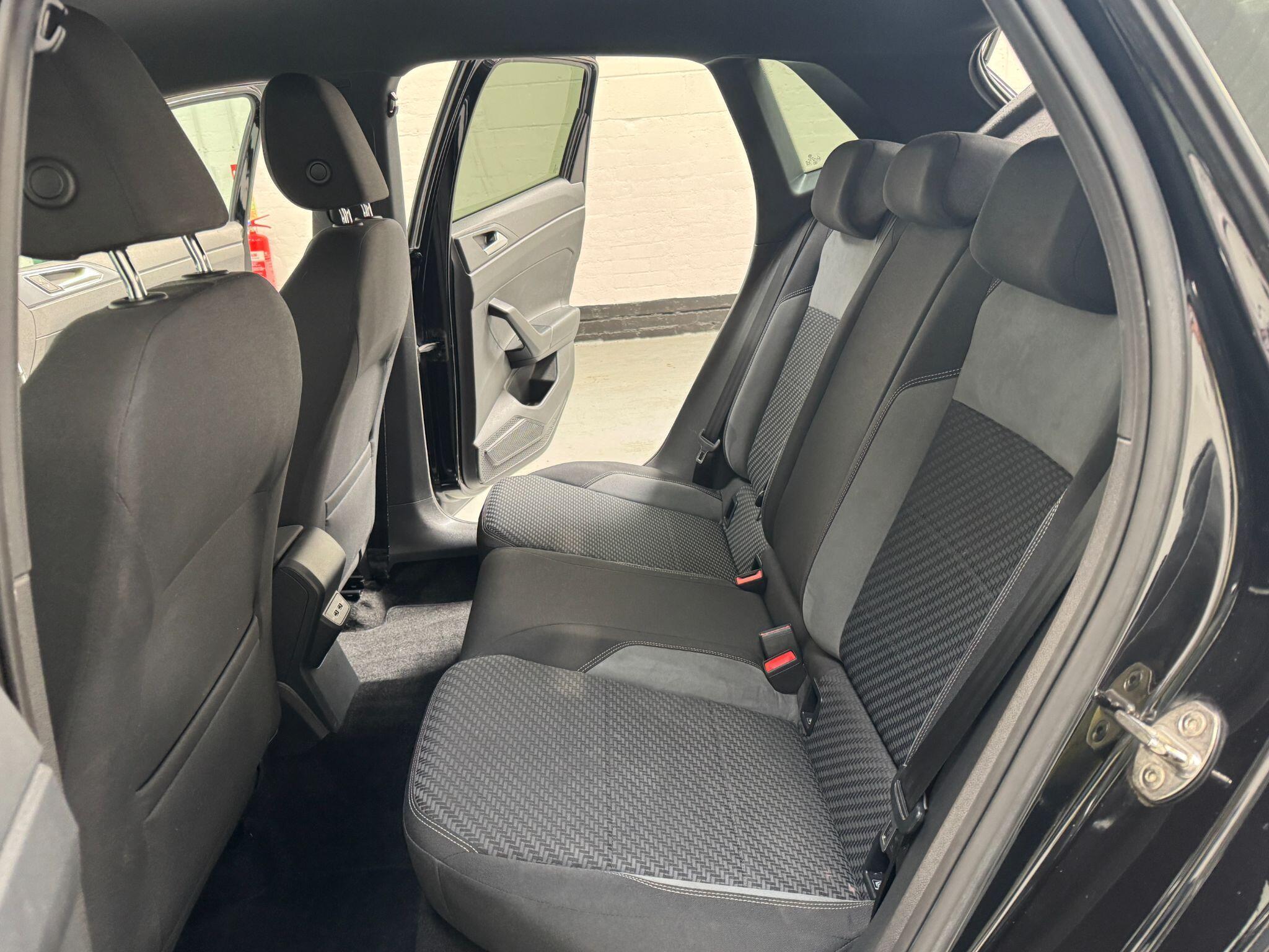 Volkswagen Polo - Image 43