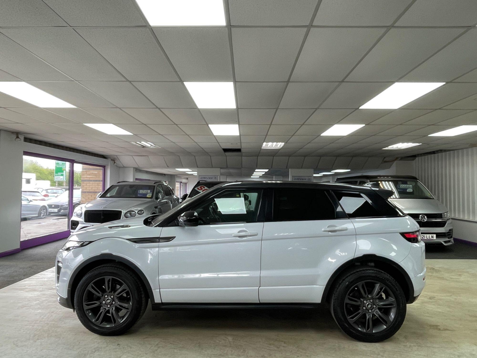 Land Rover Range Rover Evoque - Image 13
