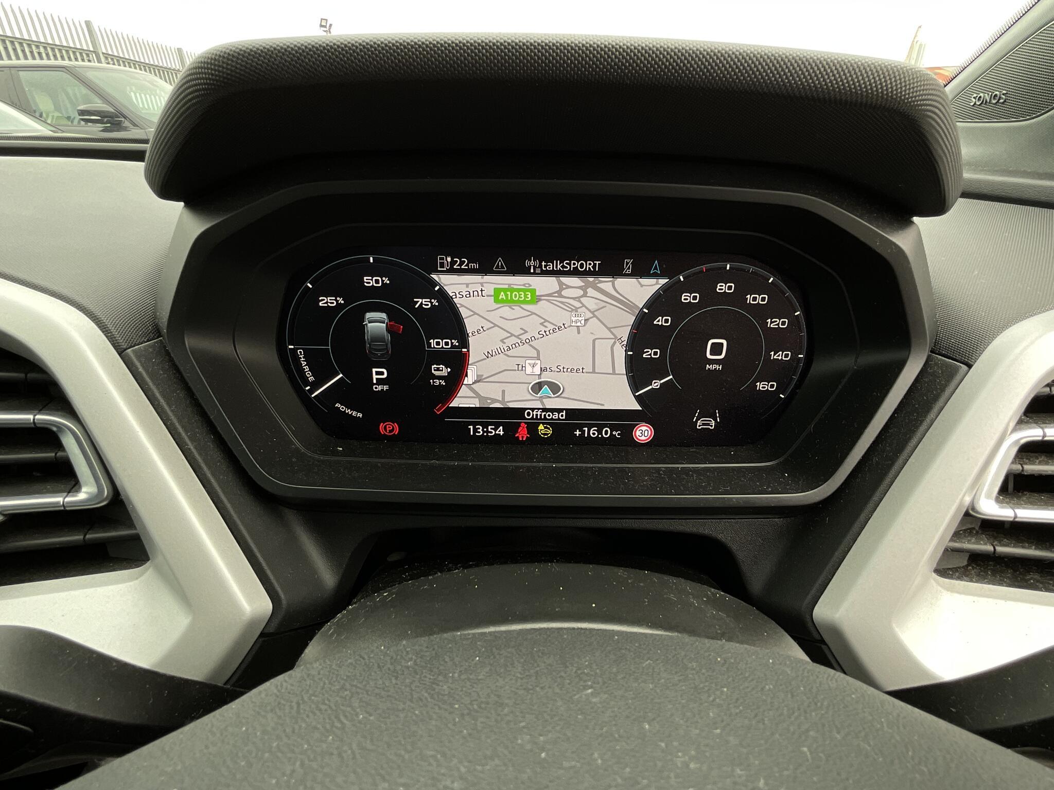 Audi Q4 E-Tron - Image 11