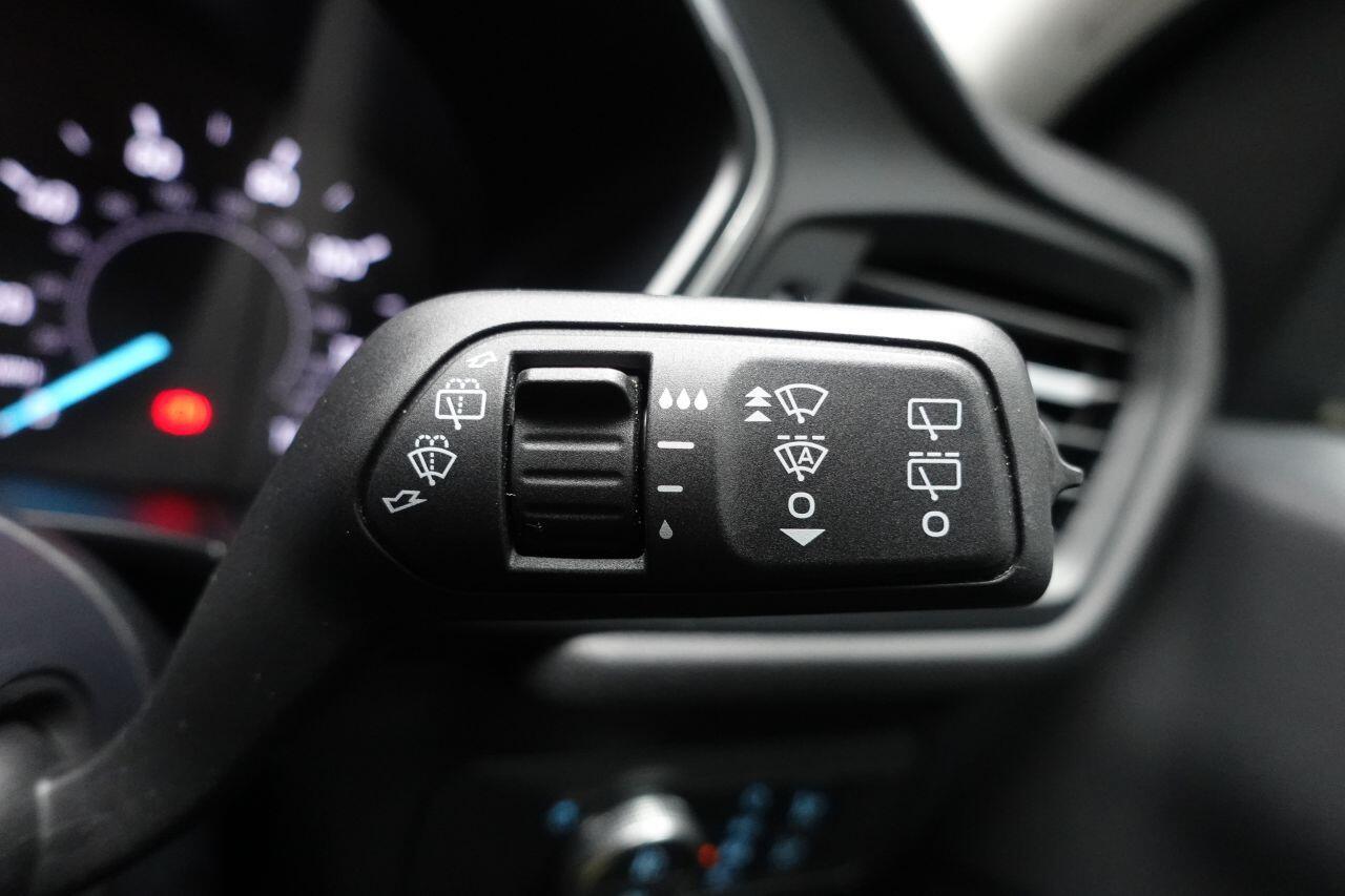 Ford Kuga - Image 44