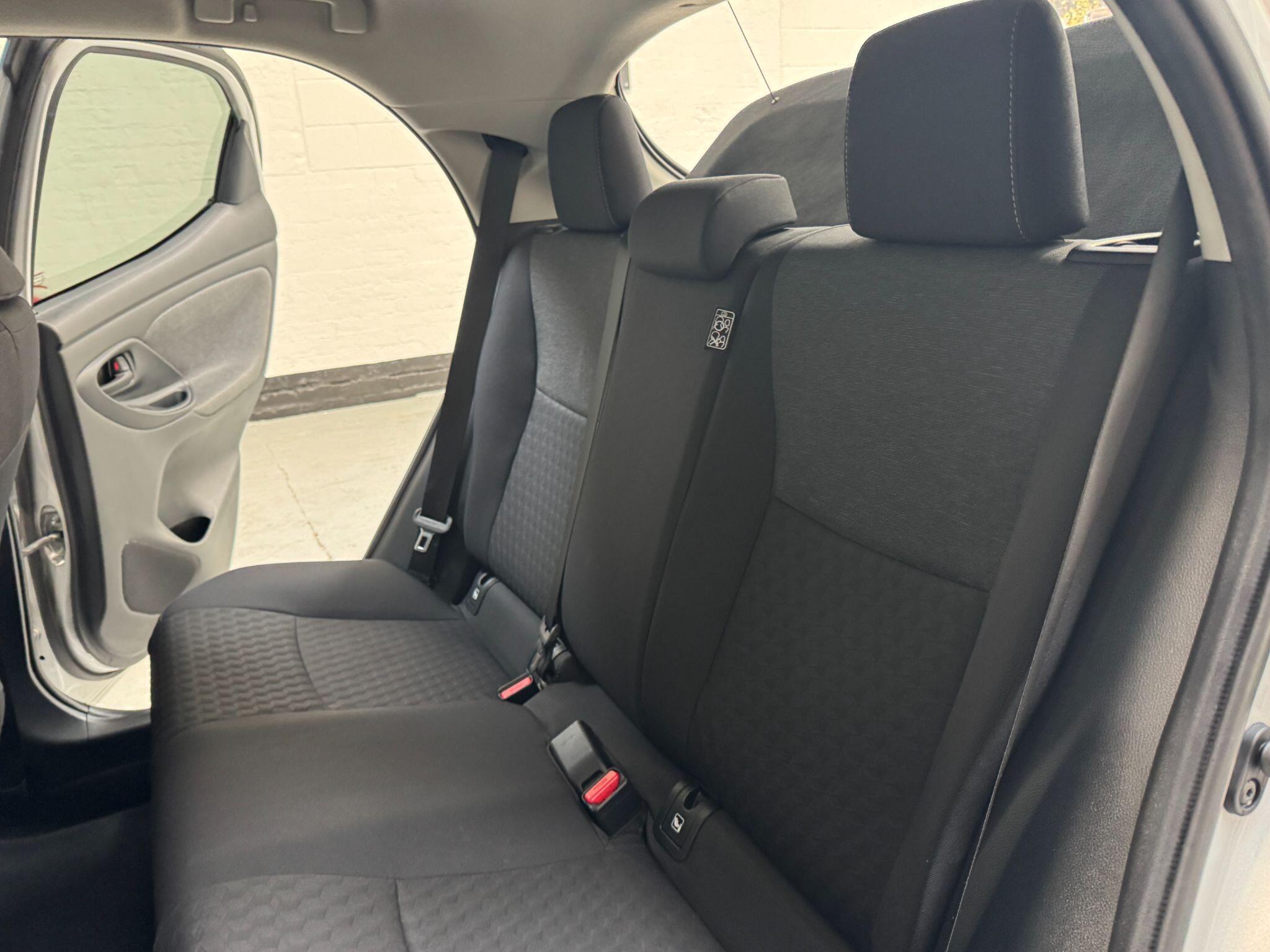 Toyota Yaris - Image 47