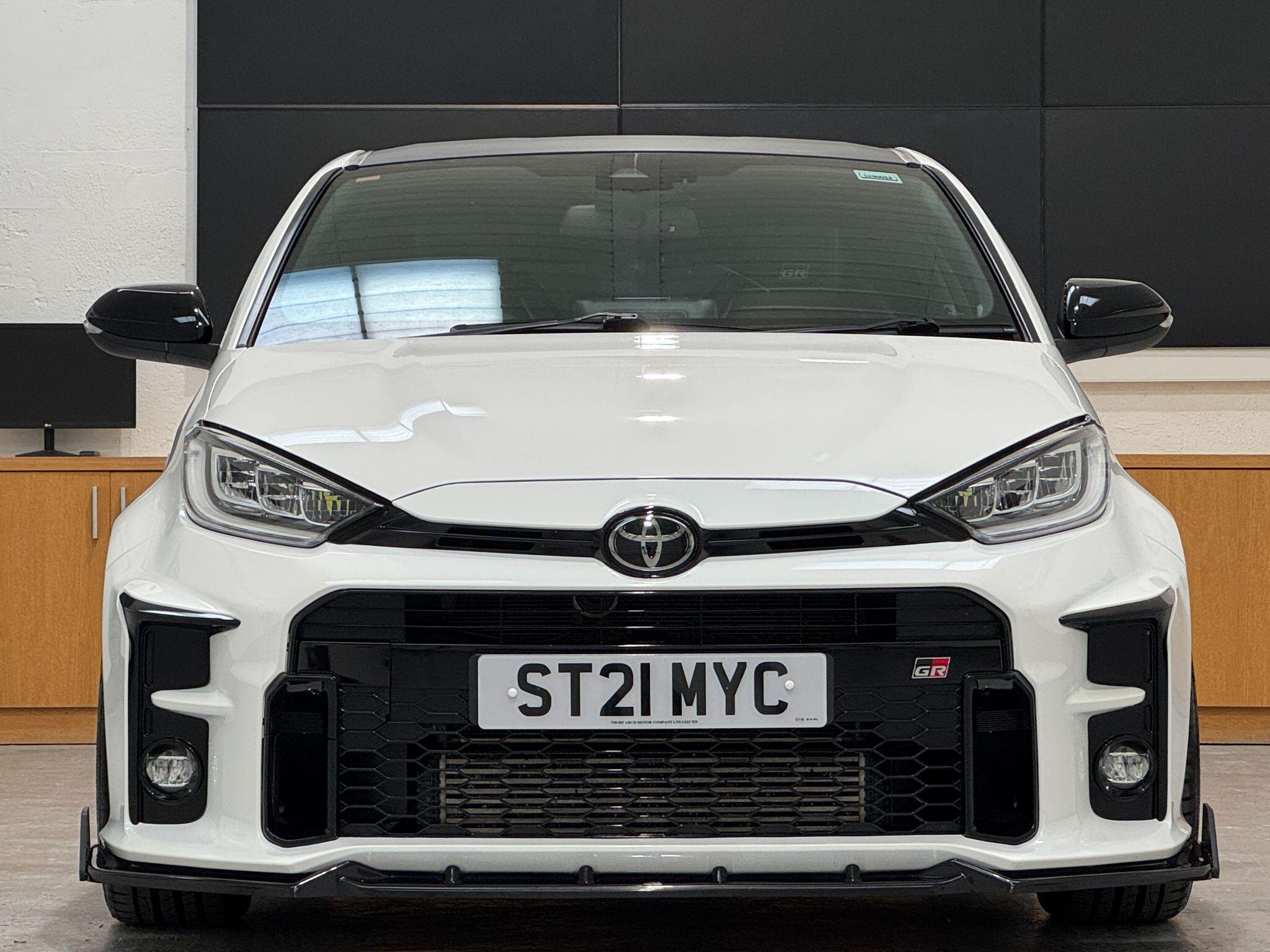 Toyota Yaris - Image 5