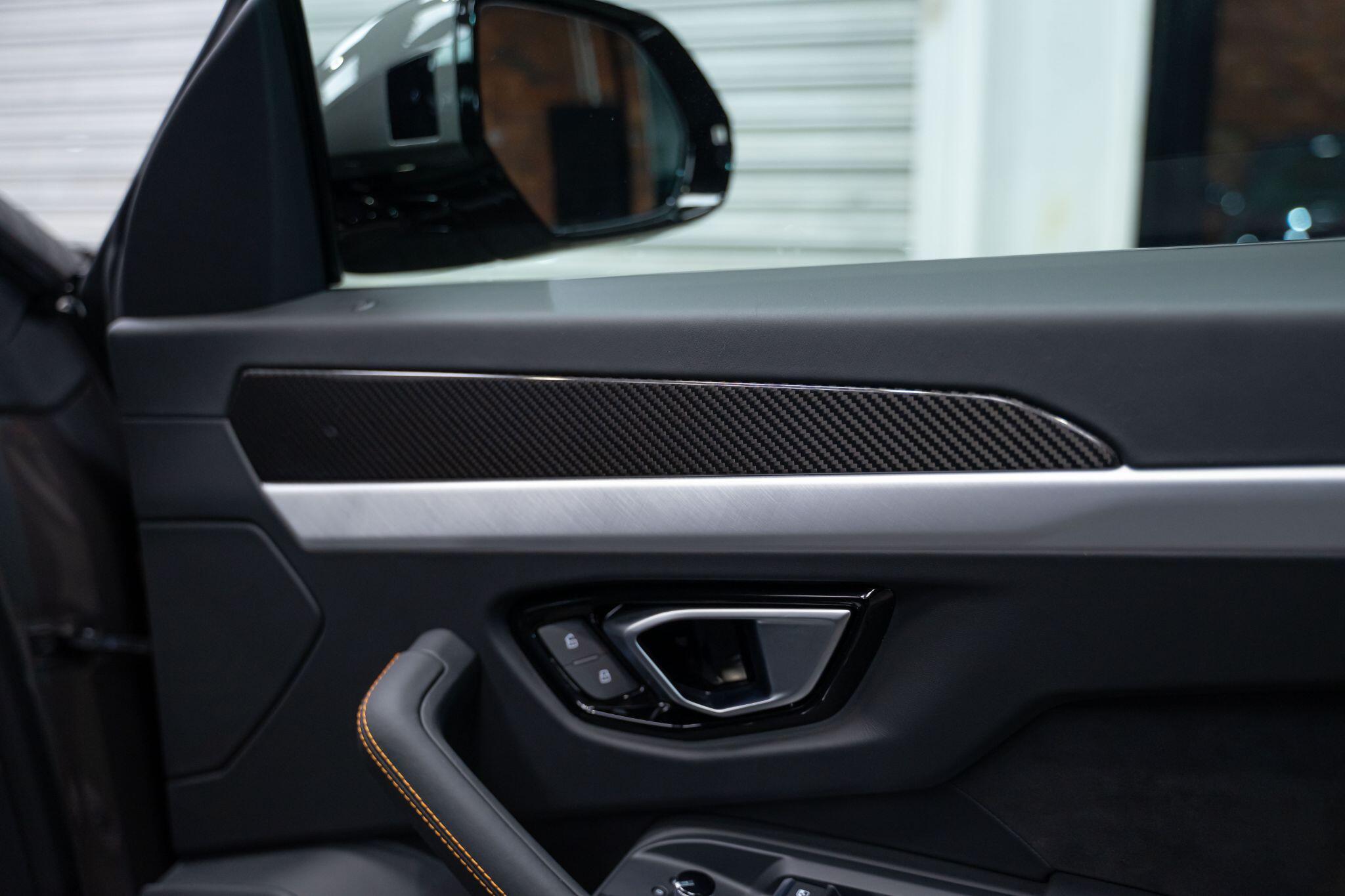 Lamborghini Urus - Image 20