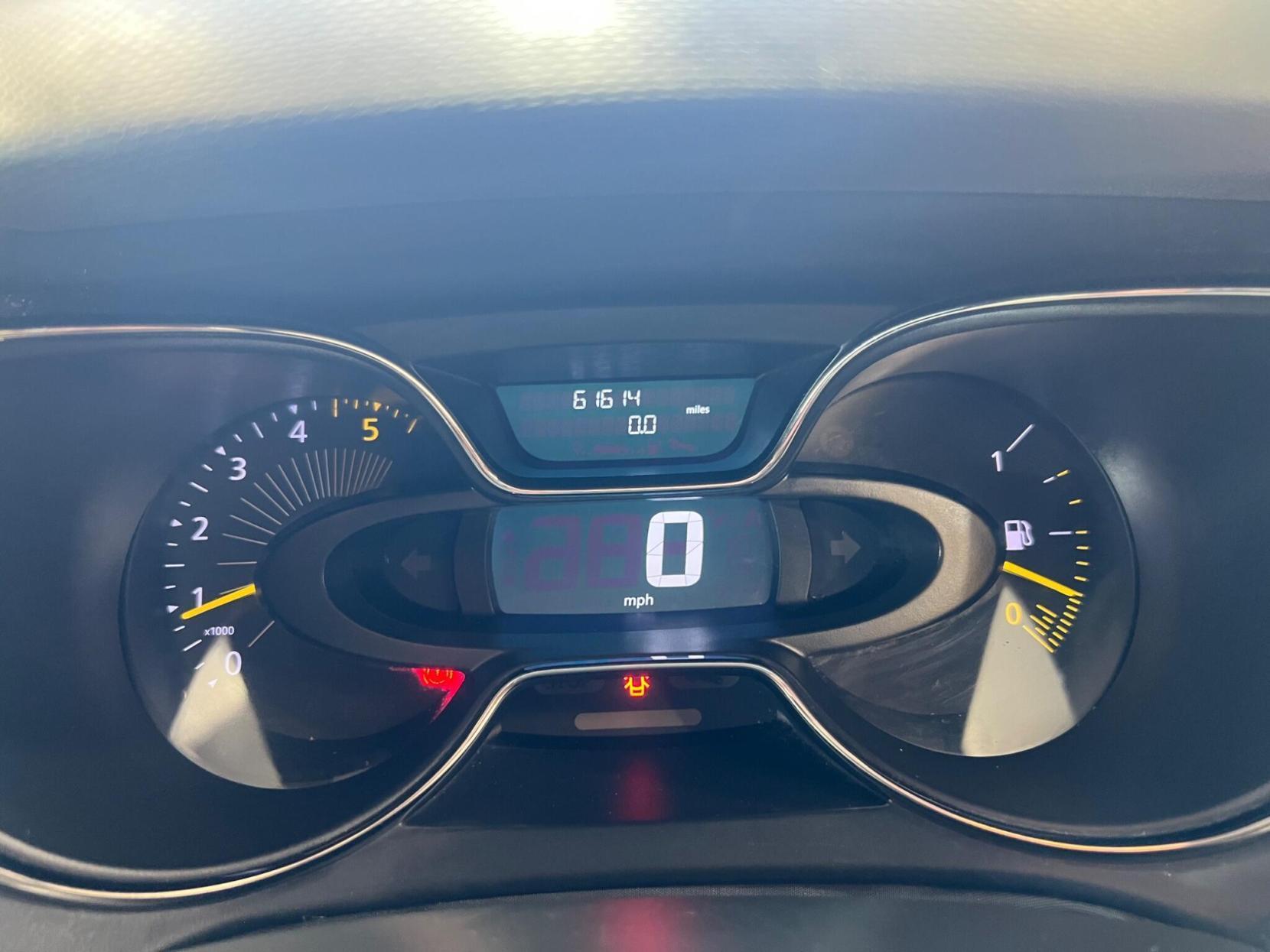 Renault Captur - Image 16