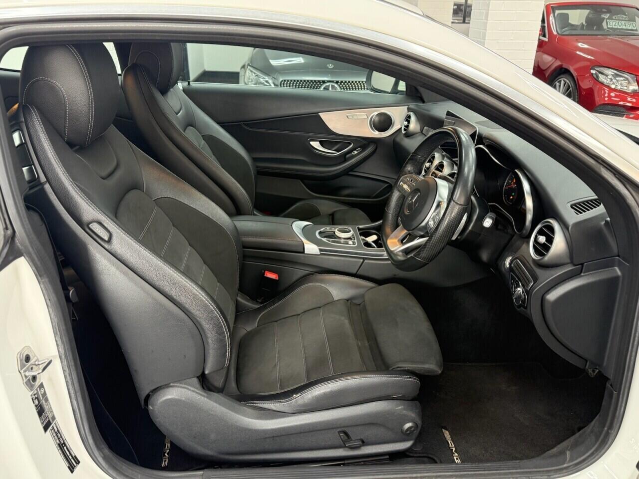 Mercedes C Class - Image 14