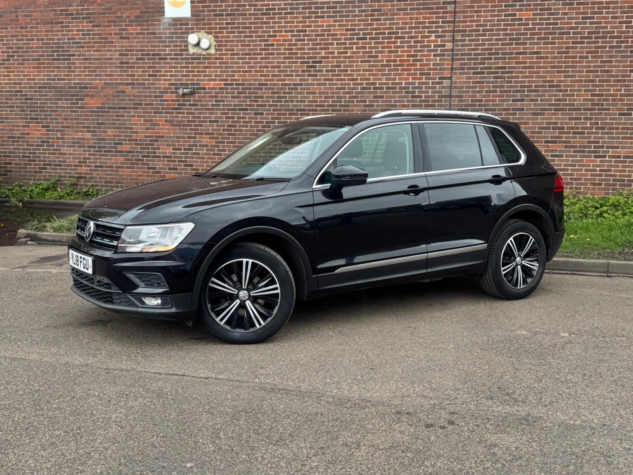 Volkswagen Tiguan - Image 15