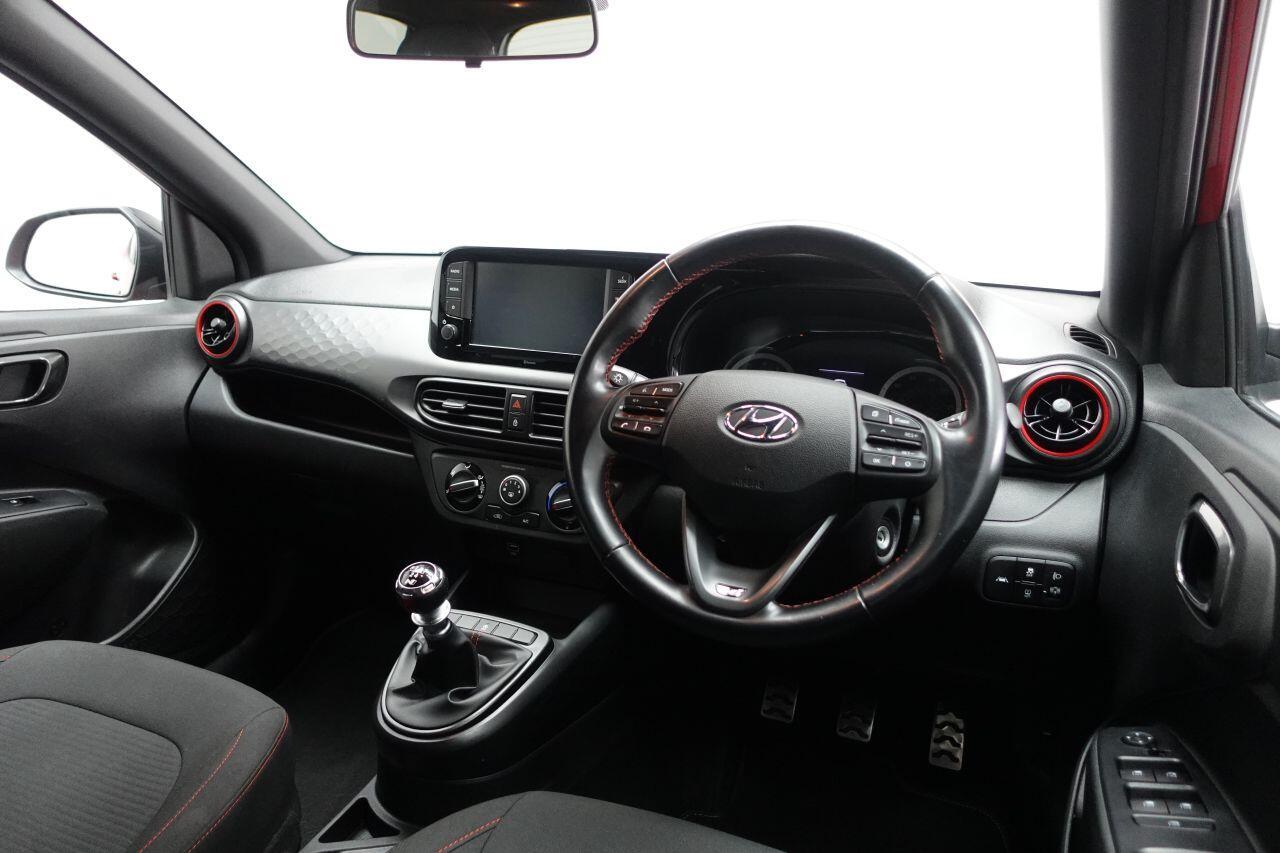 Hyundai i10 - Image 14