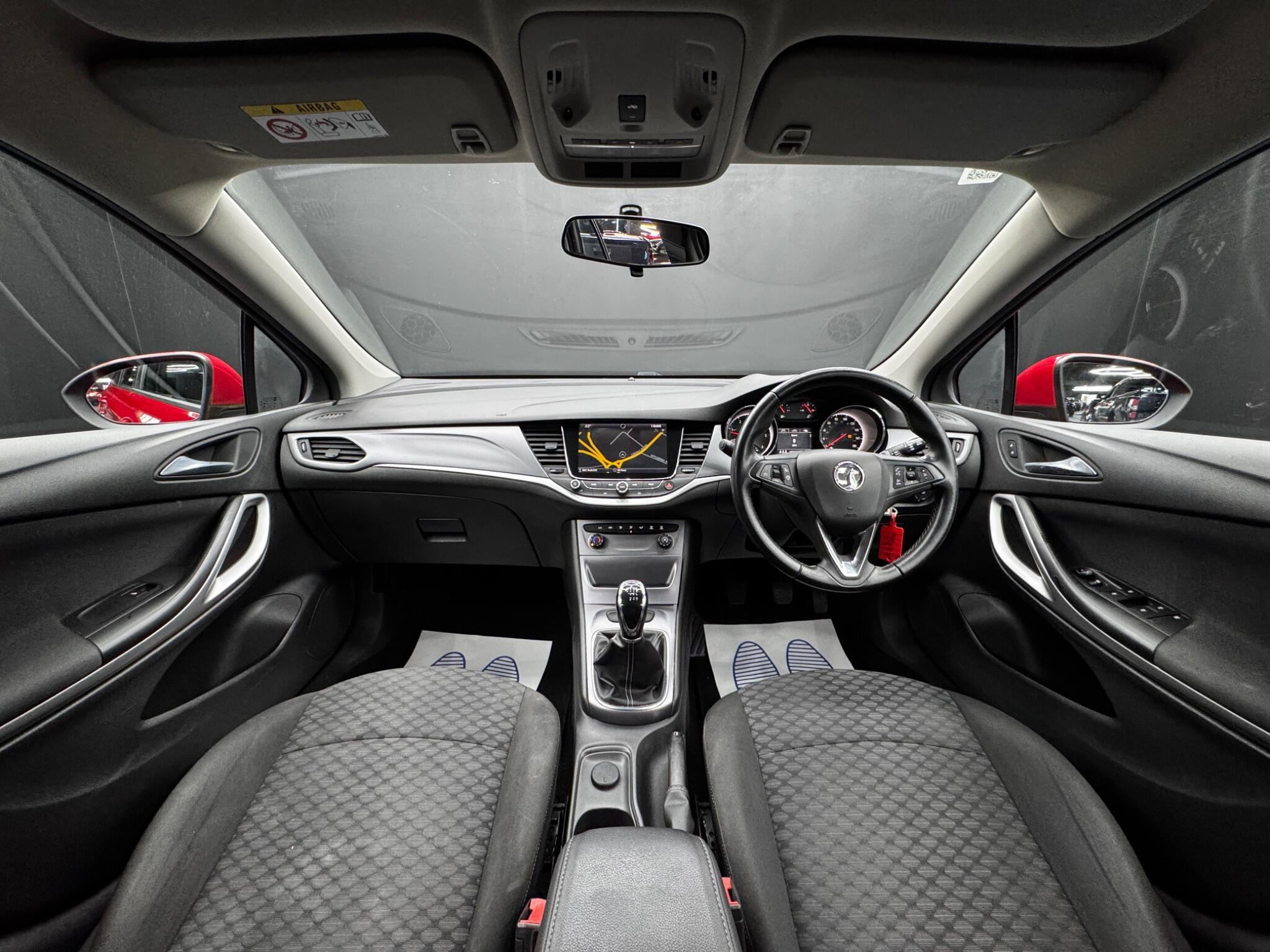 Vauxhall Astra - Image 17