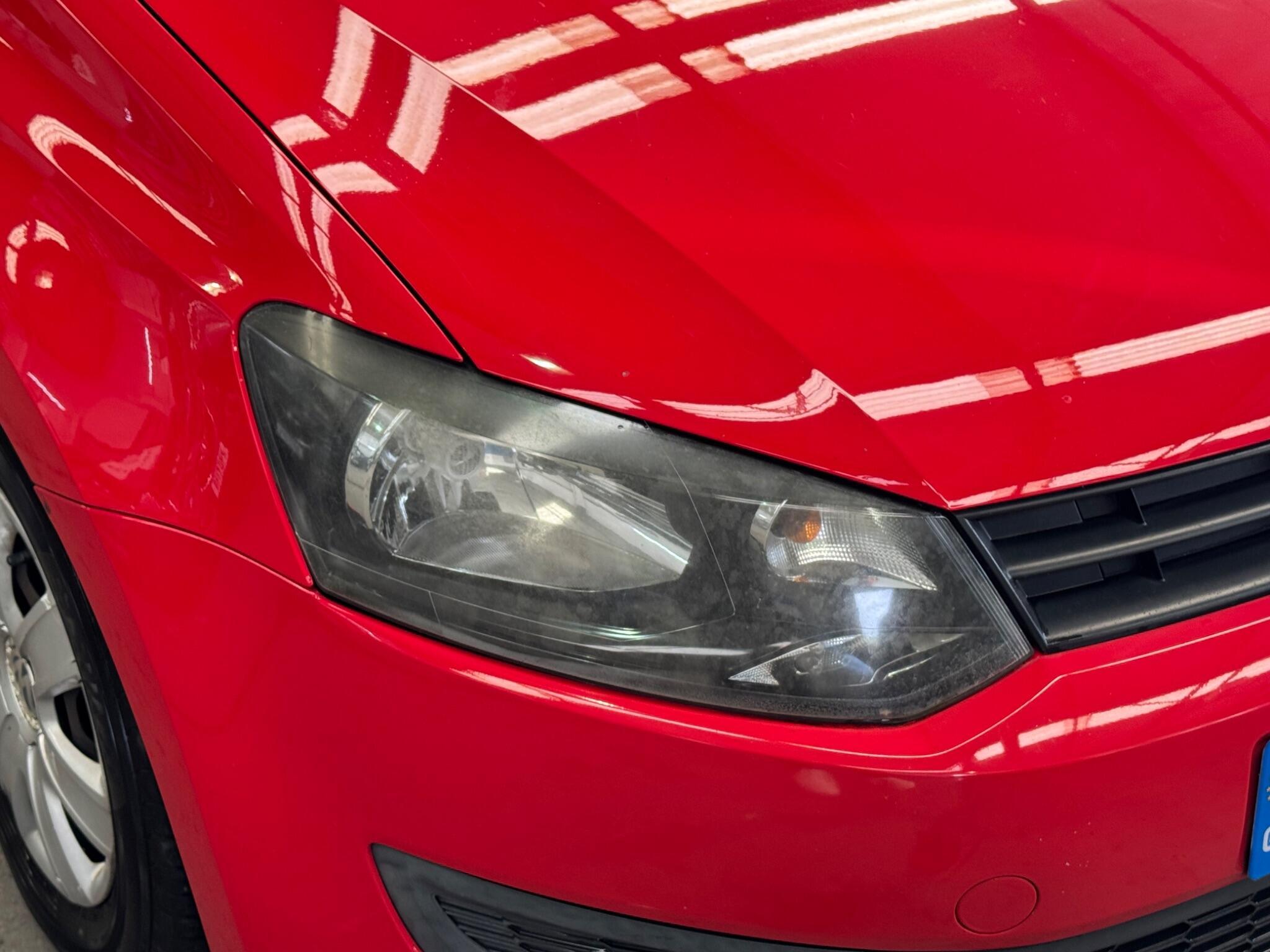 Volkswagen Polo - Image 7