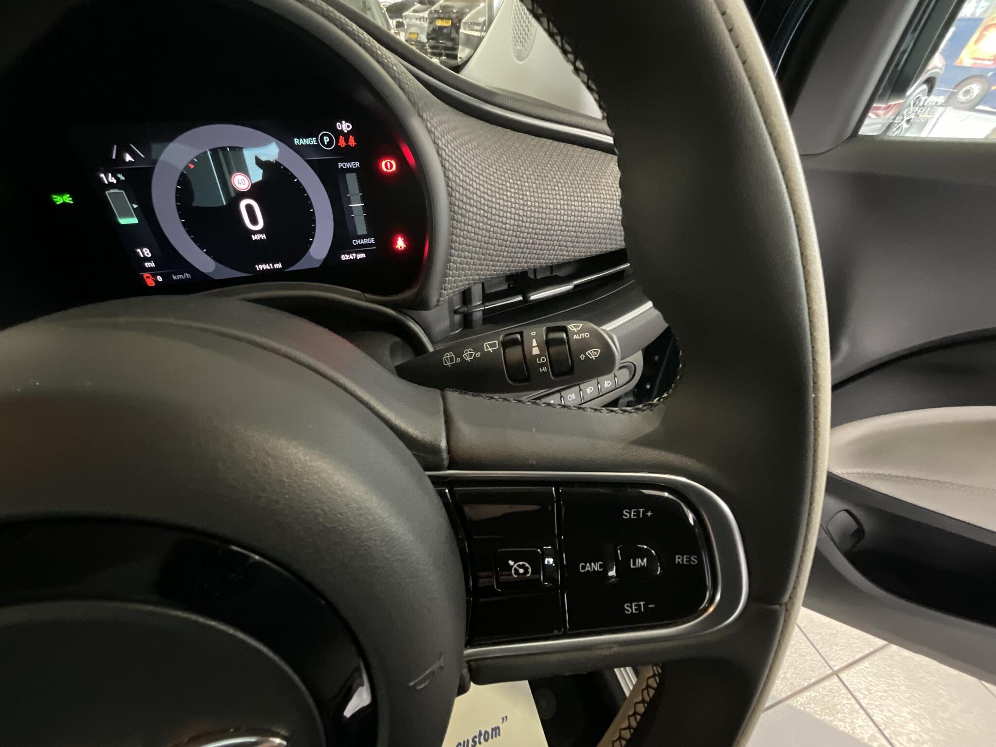 Fiat 500e - Image 16