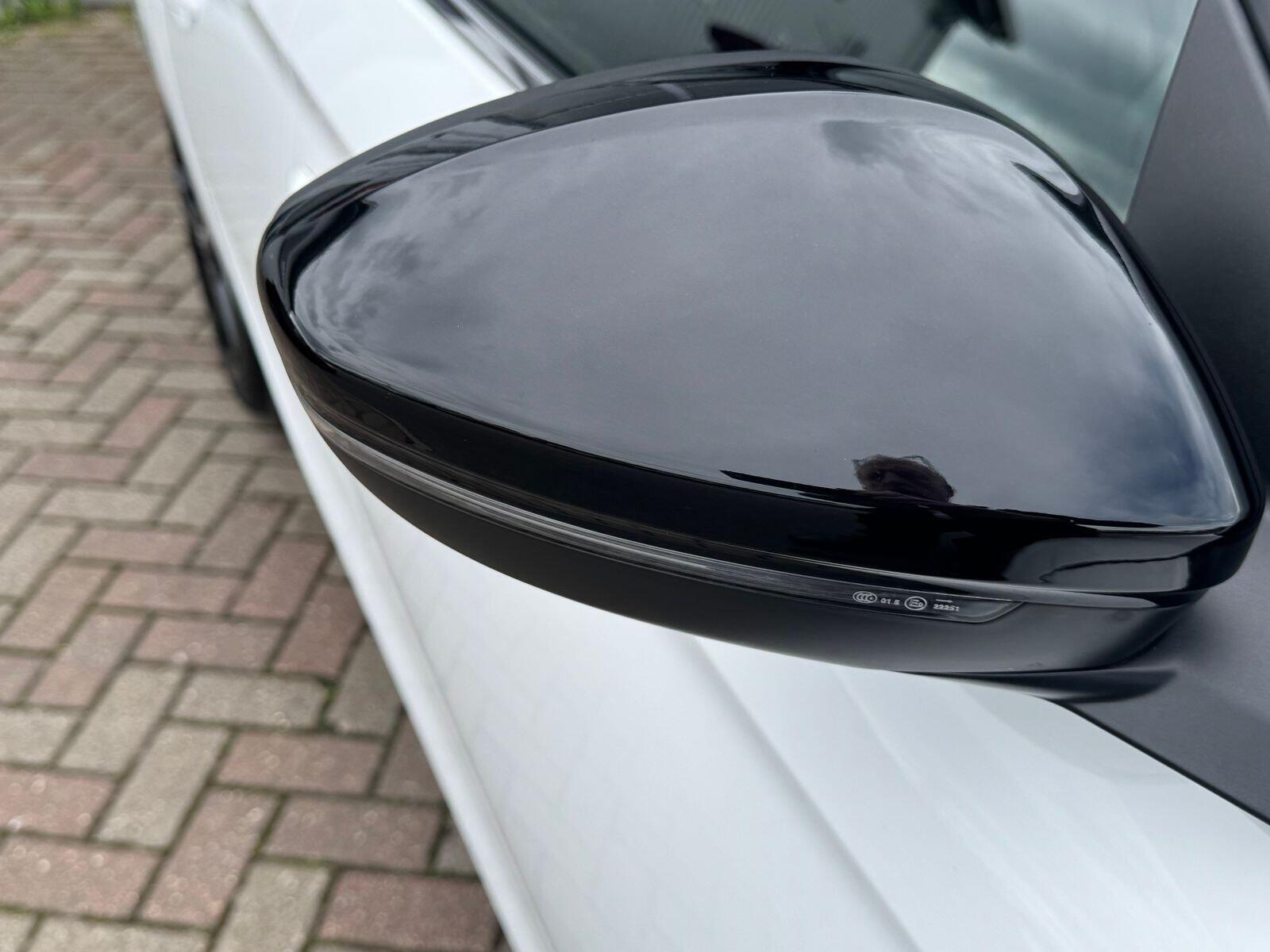 Vauxhall Corsa - Image 11