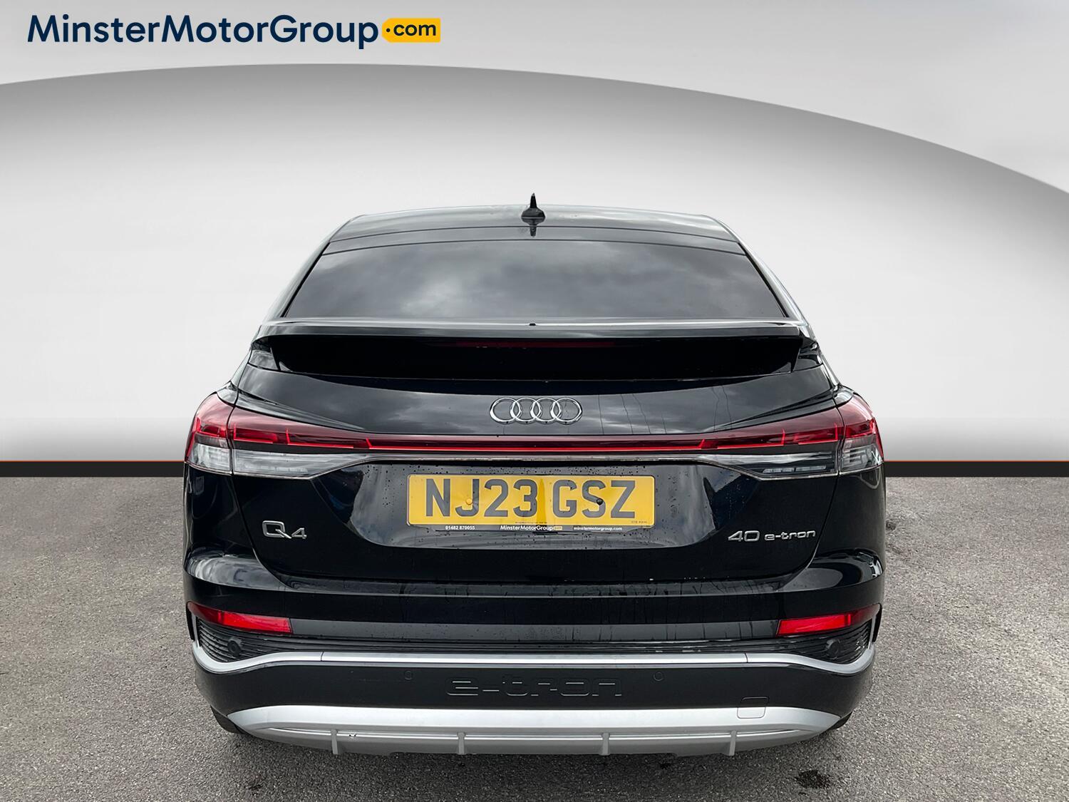 Audi Q4 E-Tron - Image 3