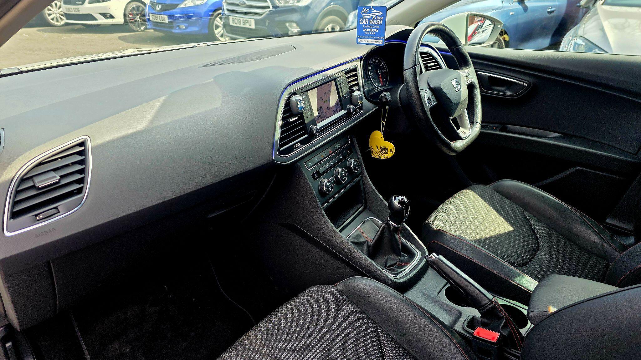 SEAT Leon - Image 13