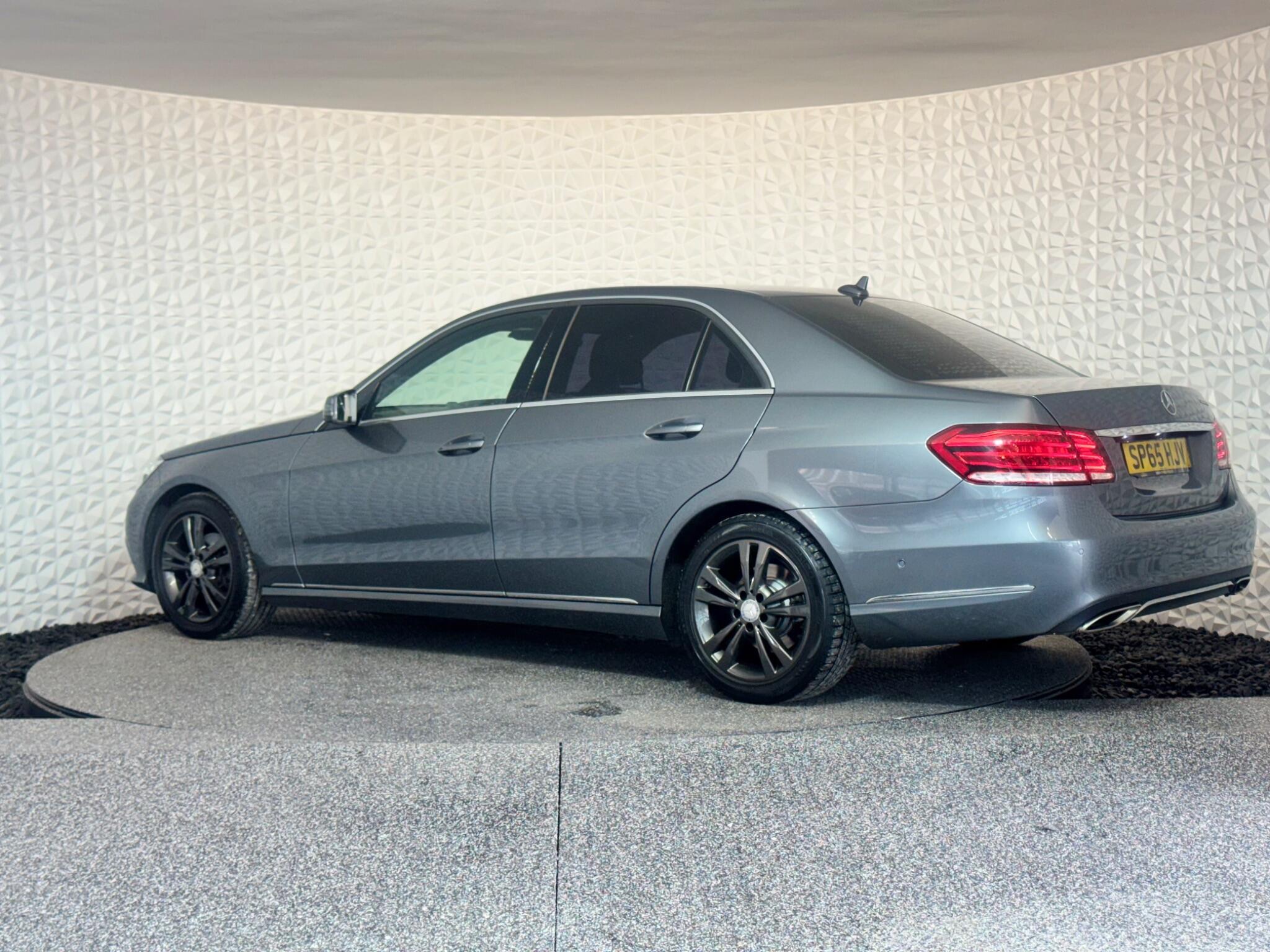Mercedes E Class - Image 12