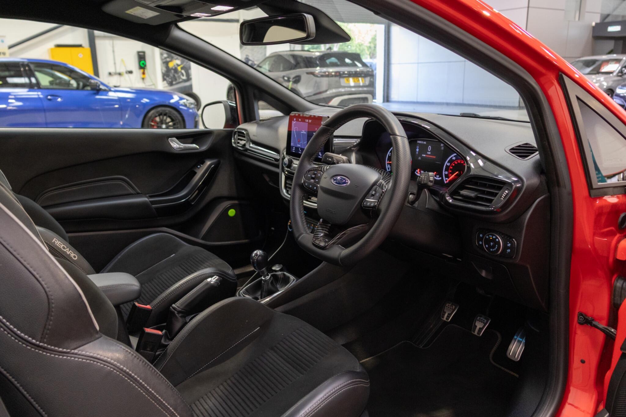Ford Fiesta - Image 8