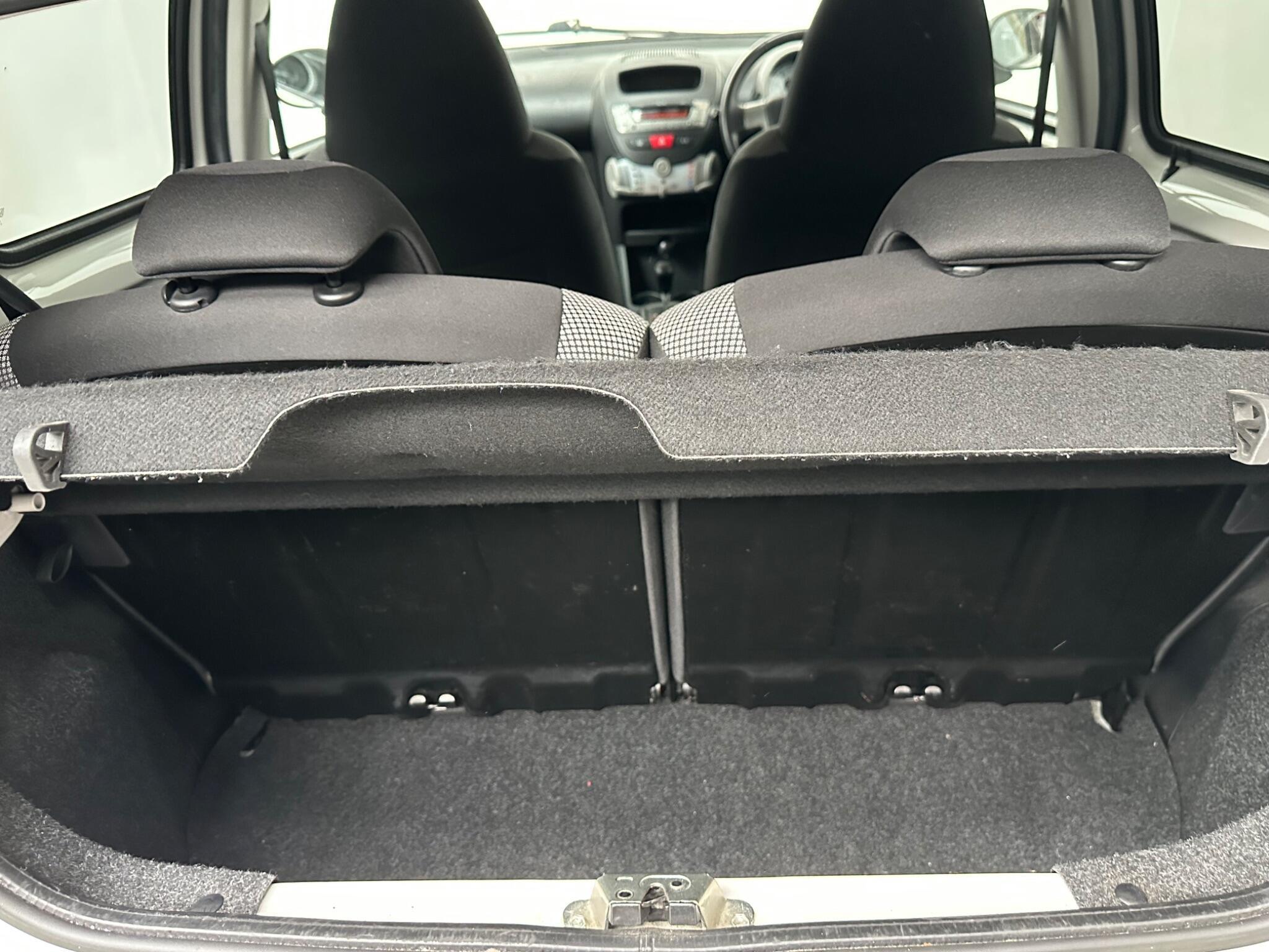 Toyota Aygo - Image 15