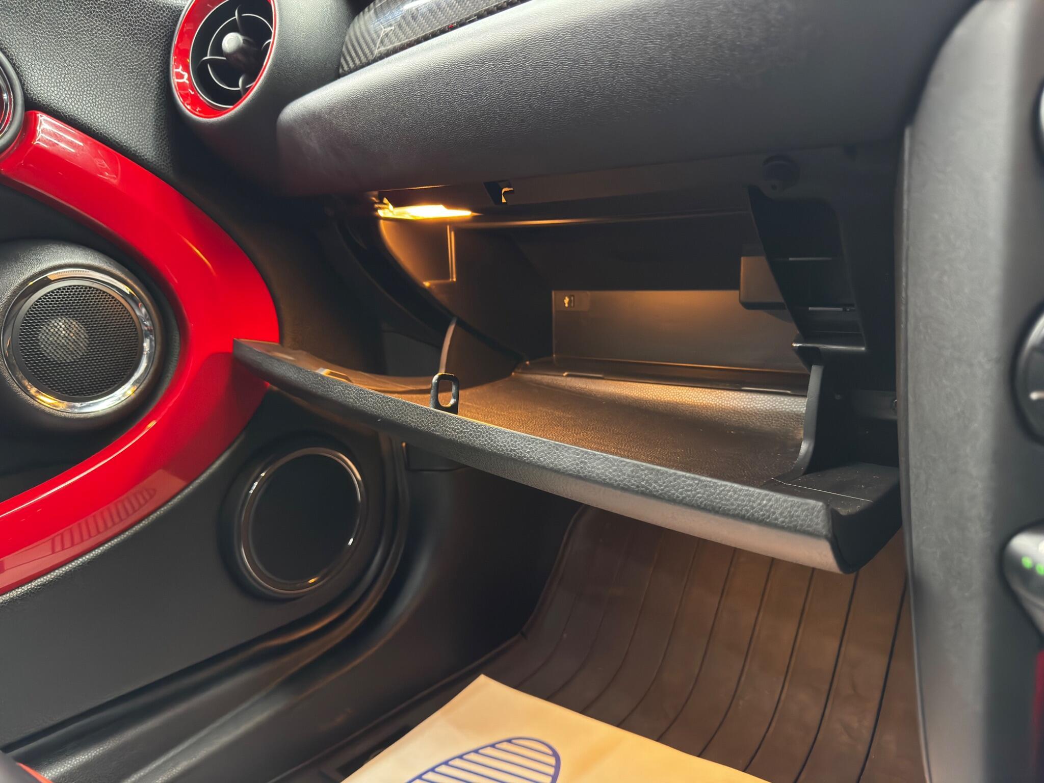 MINI Coupe - Image 34