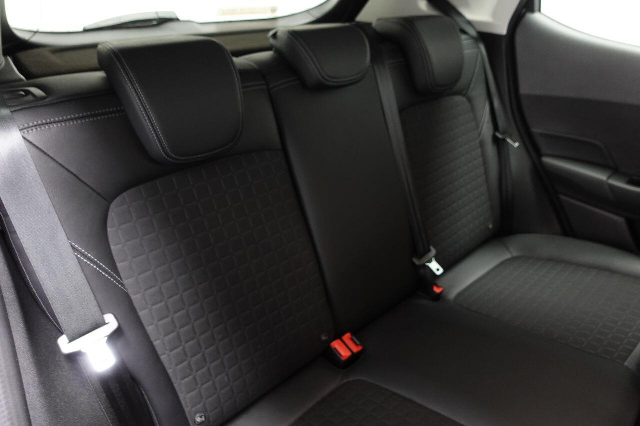 Ford Fiesta - Image 18