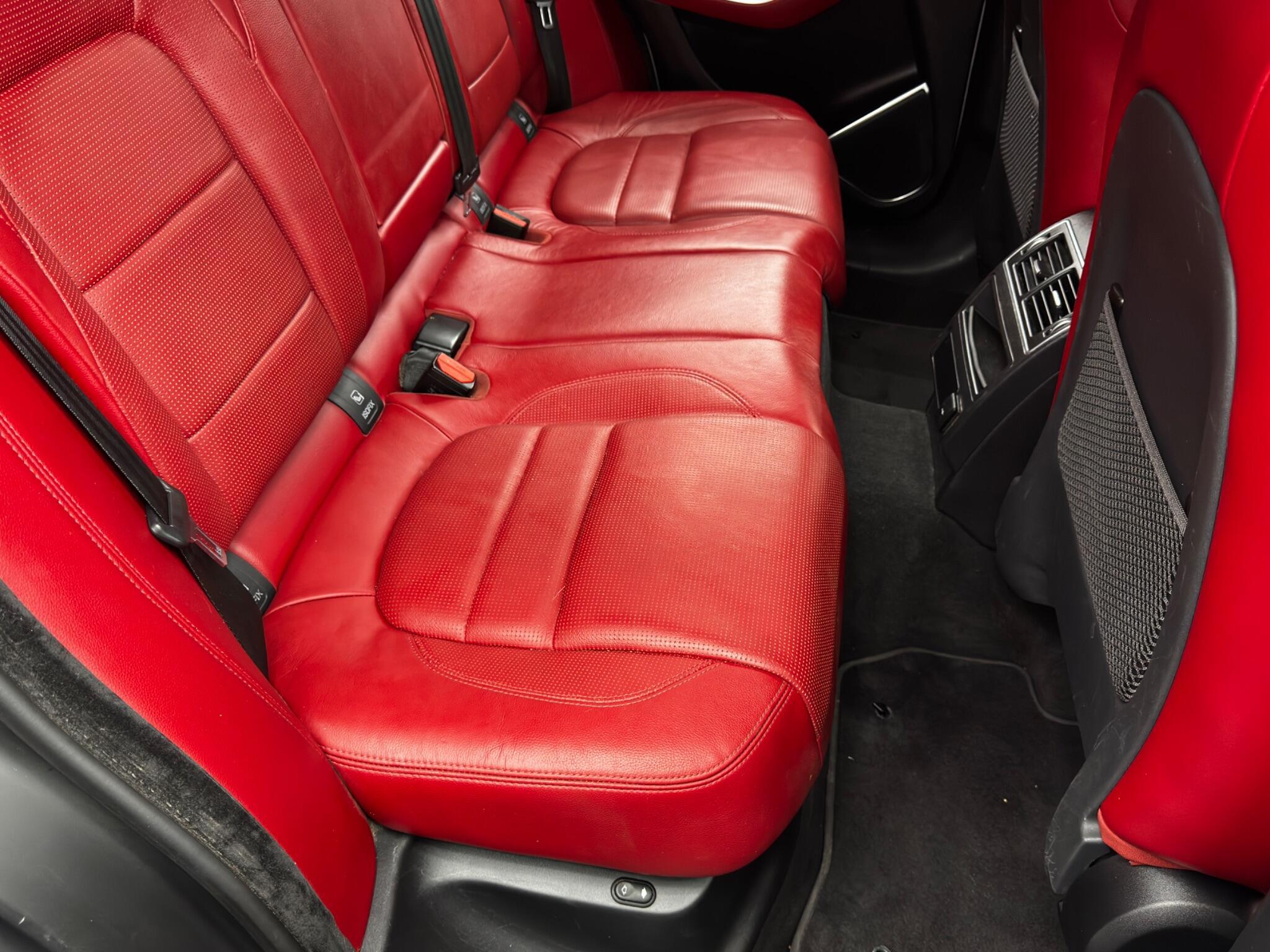 Jaguar F-Pace - Image 16