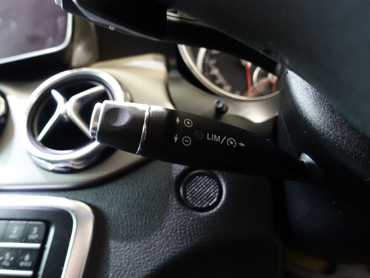 Mercedes GLA - Image 27