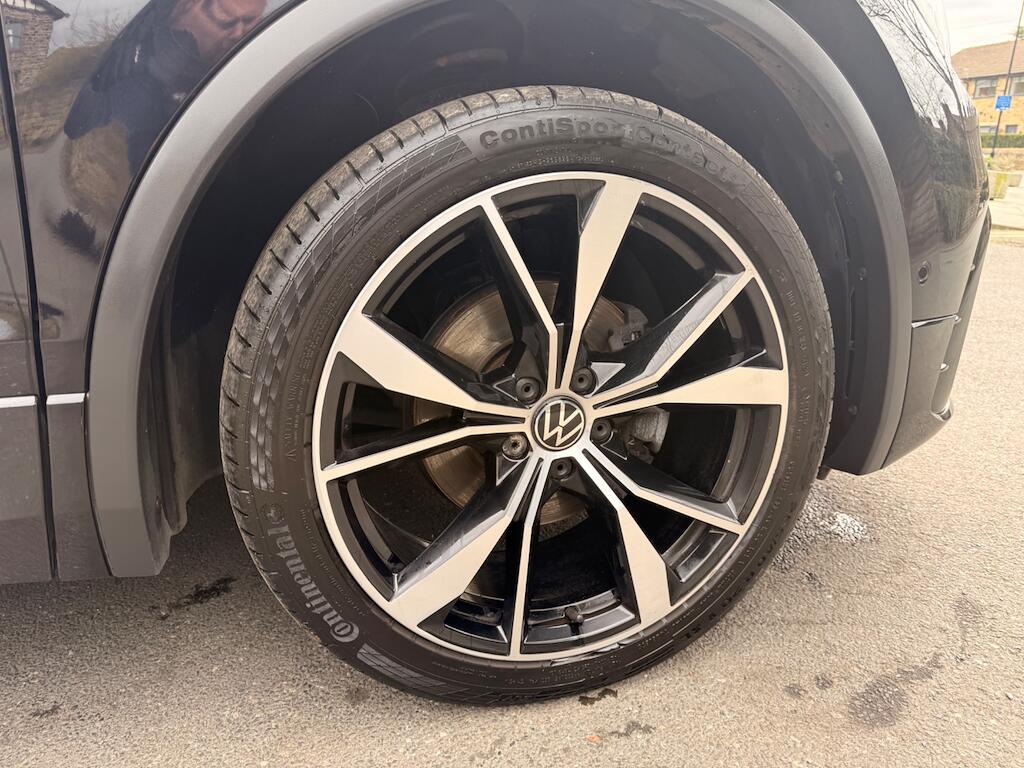 Volkswagen Tiguan - Image 15