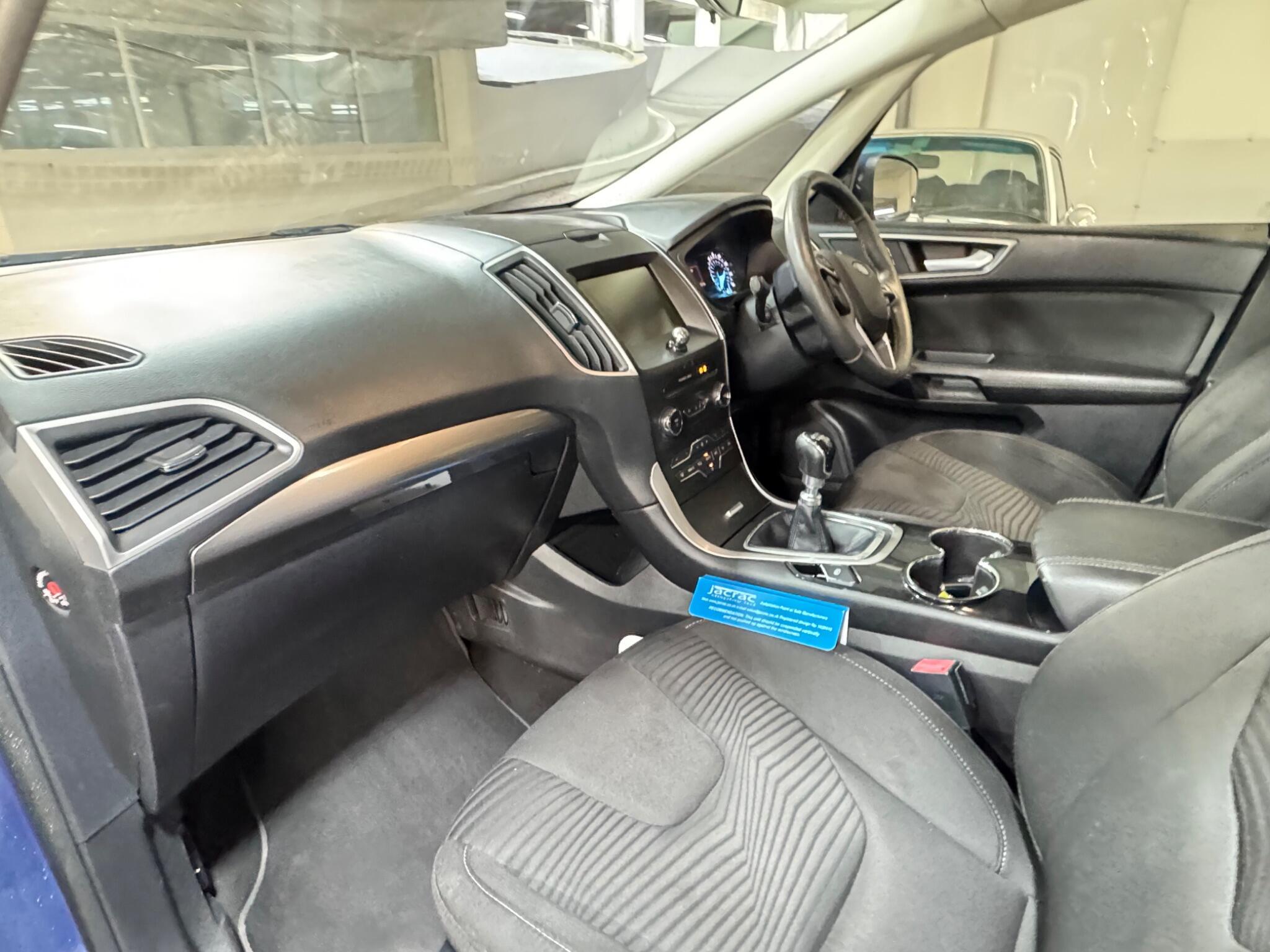 Ford S-MAX - Image 10