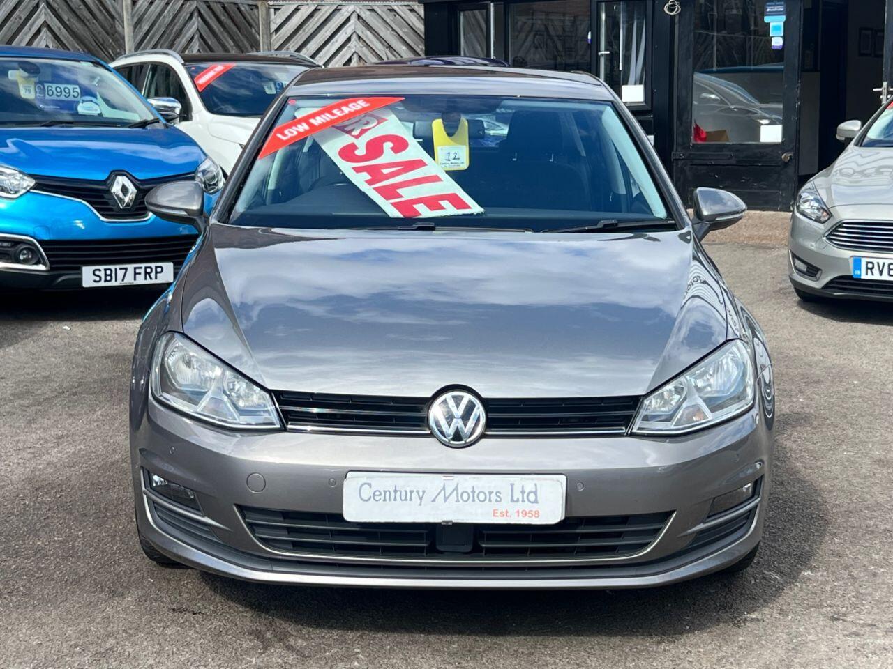 Volkswagen Golf - Image 6