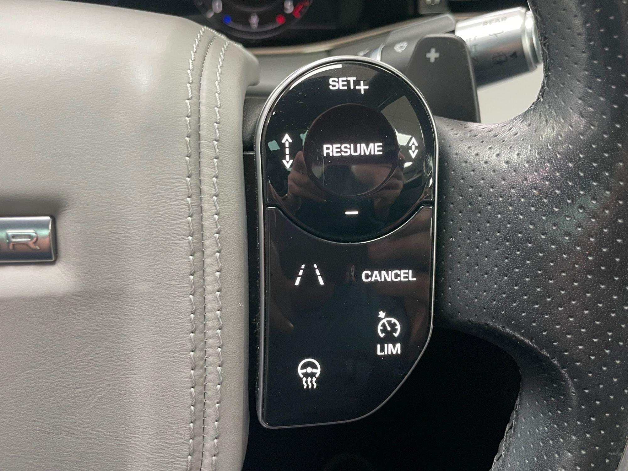 Land Rover Range Rover Evoque - Image 34