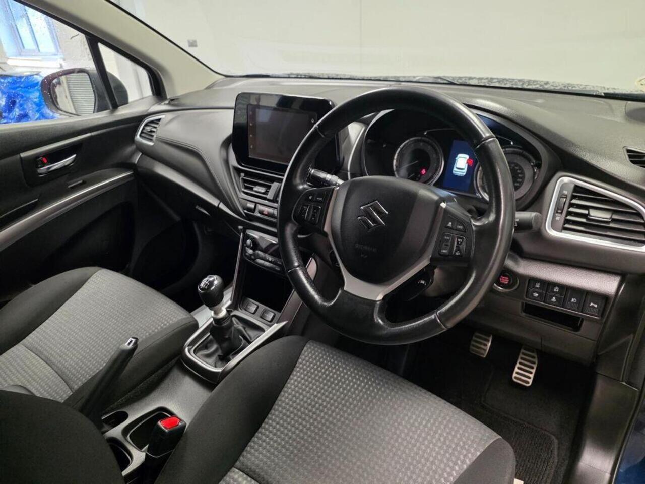 Suzuki S-Cross - Image 12