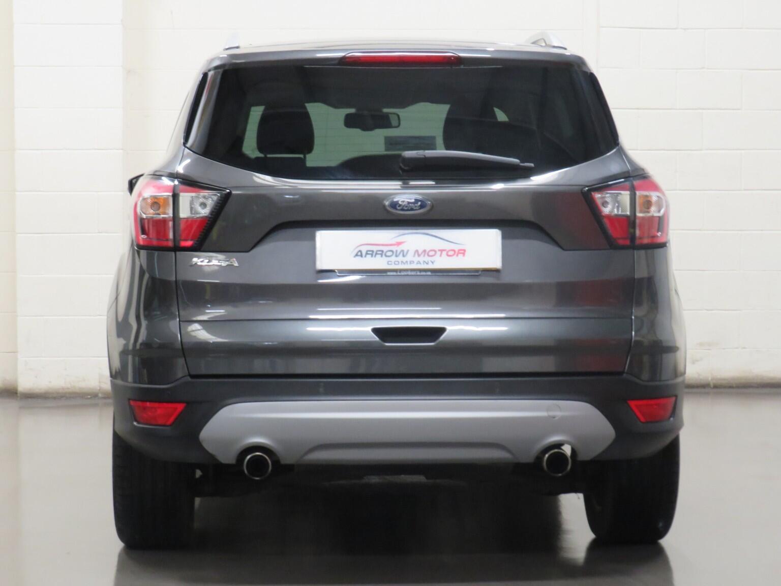 Ford Kuga - Image 4