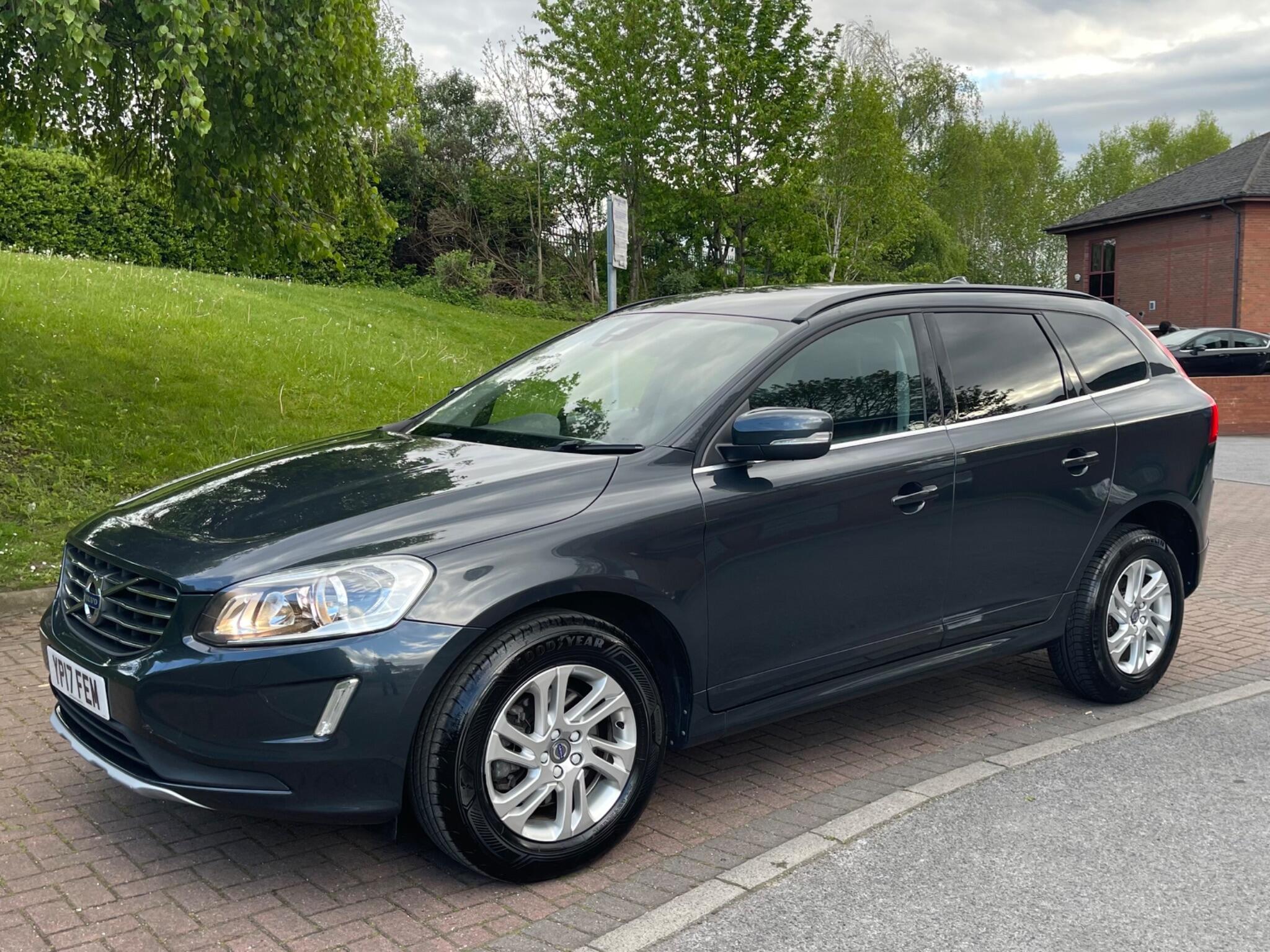 Volvo XC60 - Image 6
