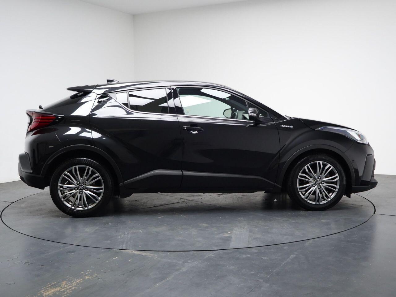 Toyota C-Hr - Image 14