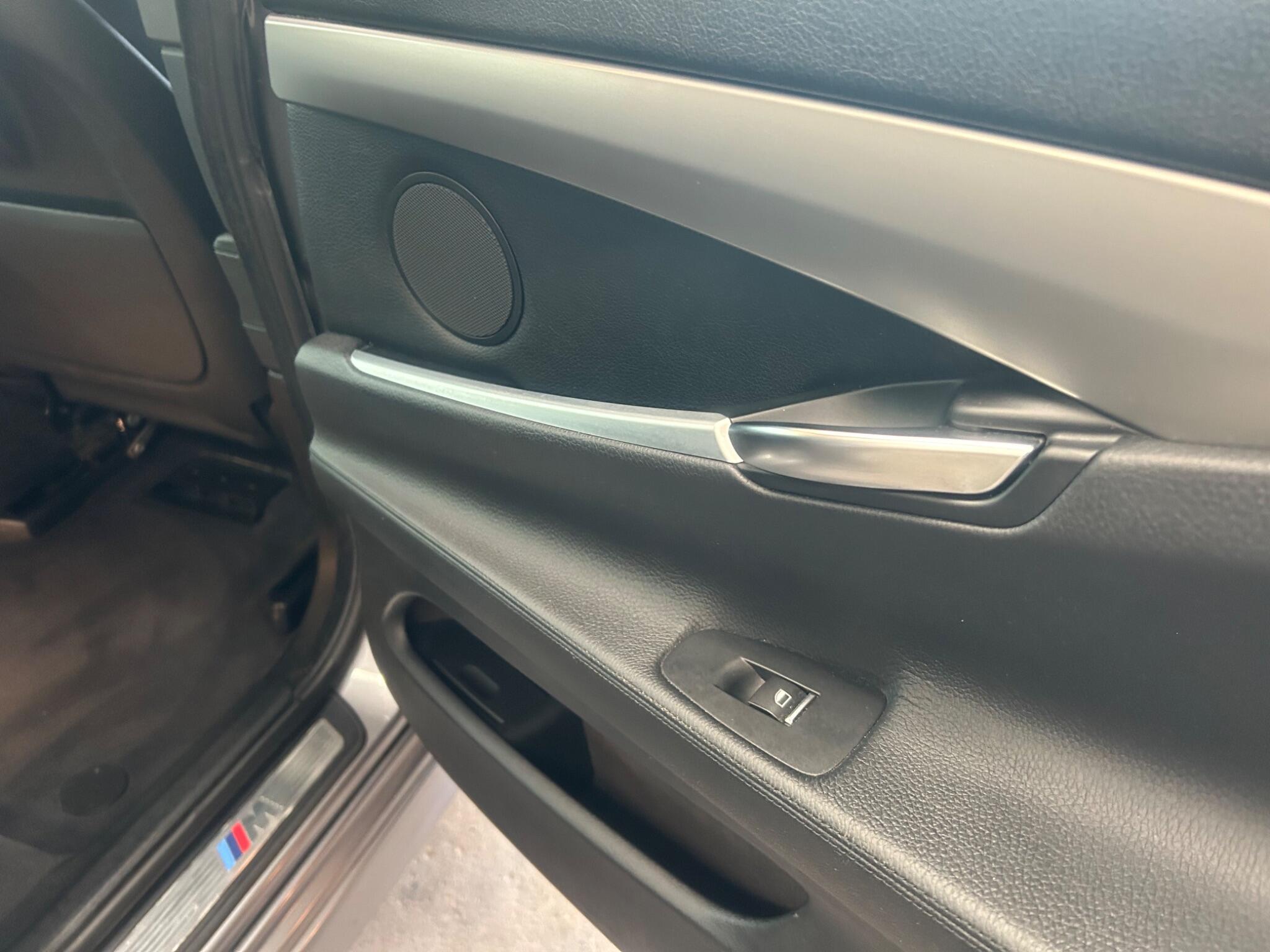 BMW 5 SERIES GRAN TURISMO - Image 25