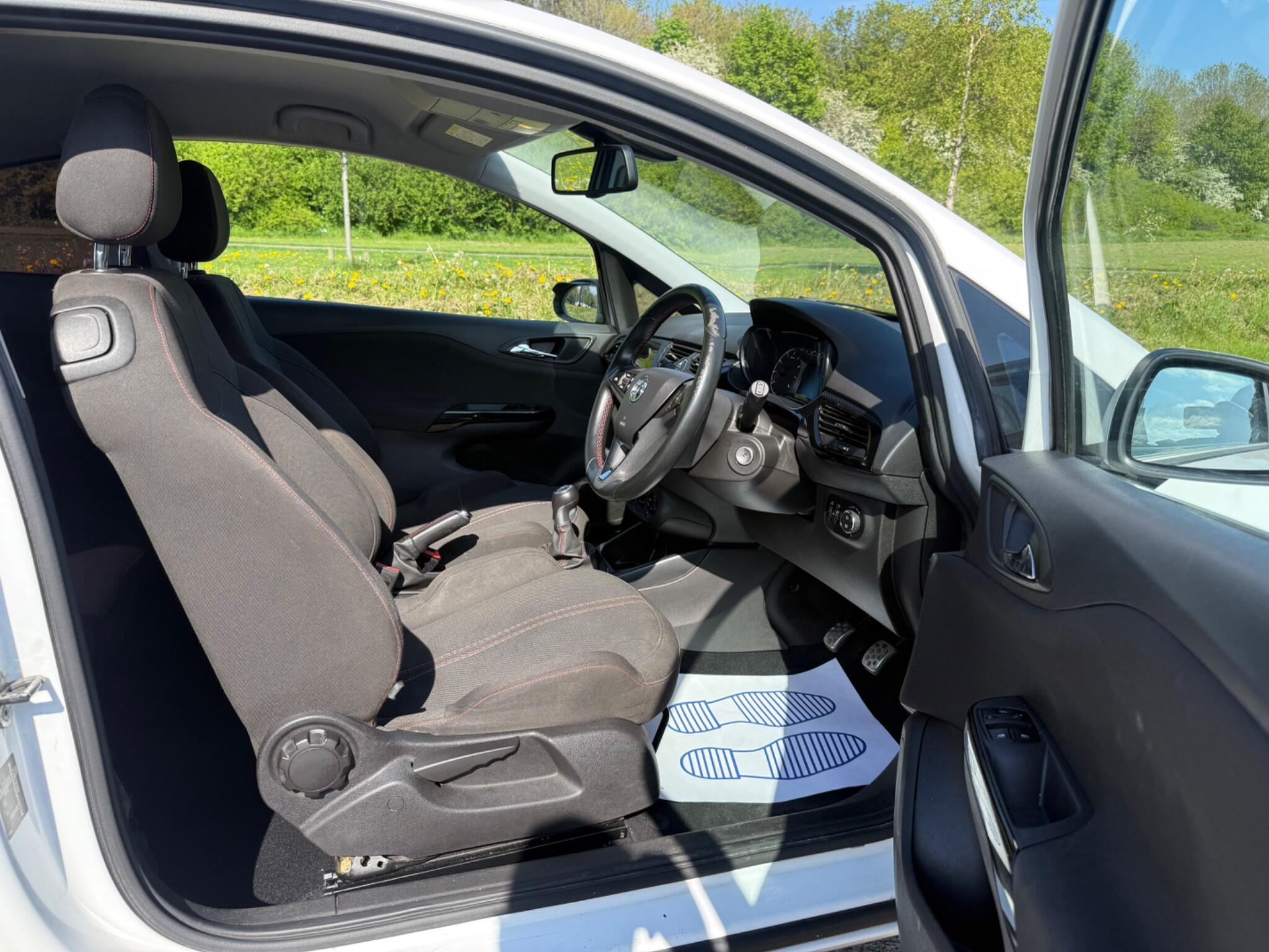 Vauxhall Corsa - Image 12